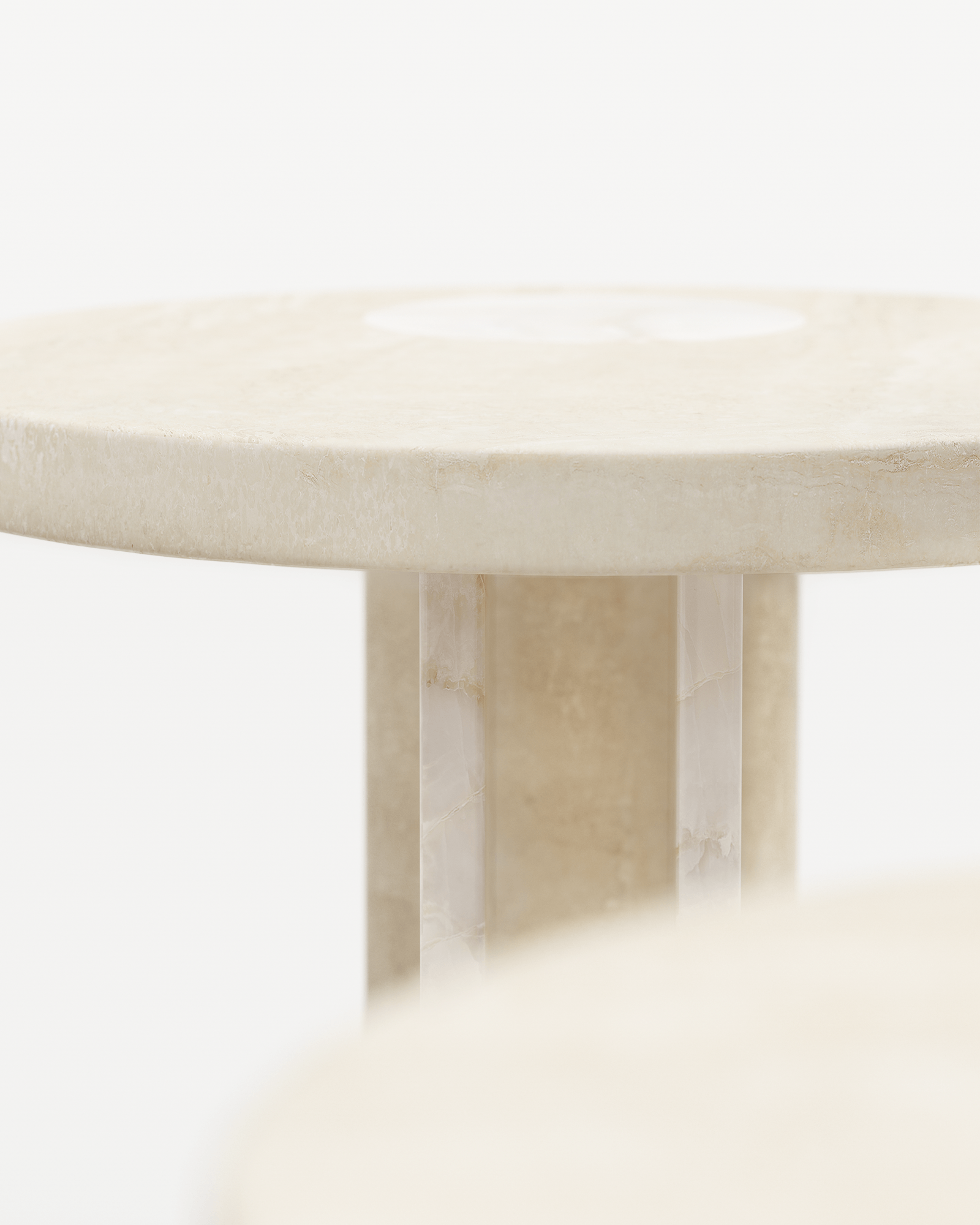 Salvante by Piotr Dabrowa, made of Travertin and Onyx, Travertine version, picture 3