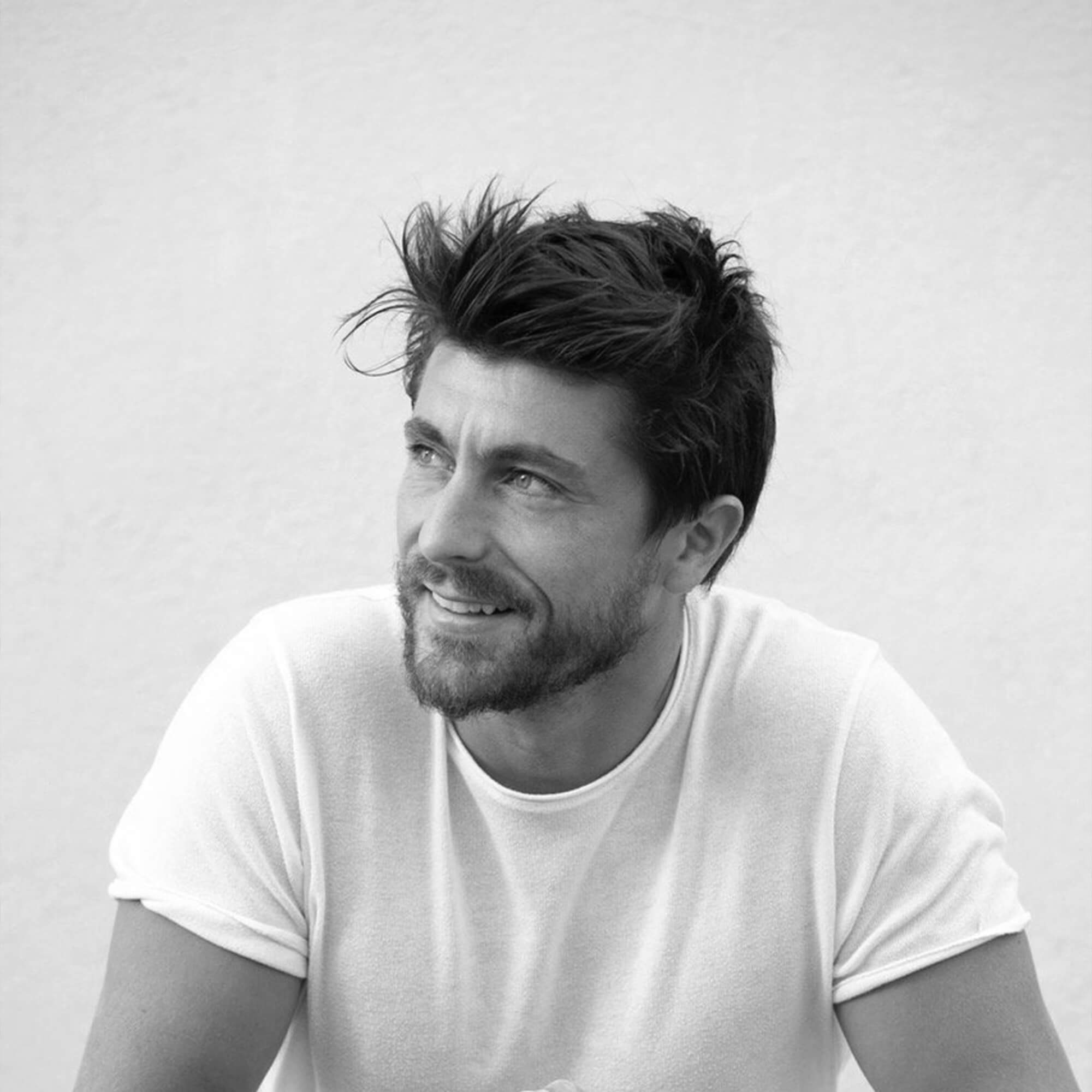 Mickael Koska x Monde Singulier