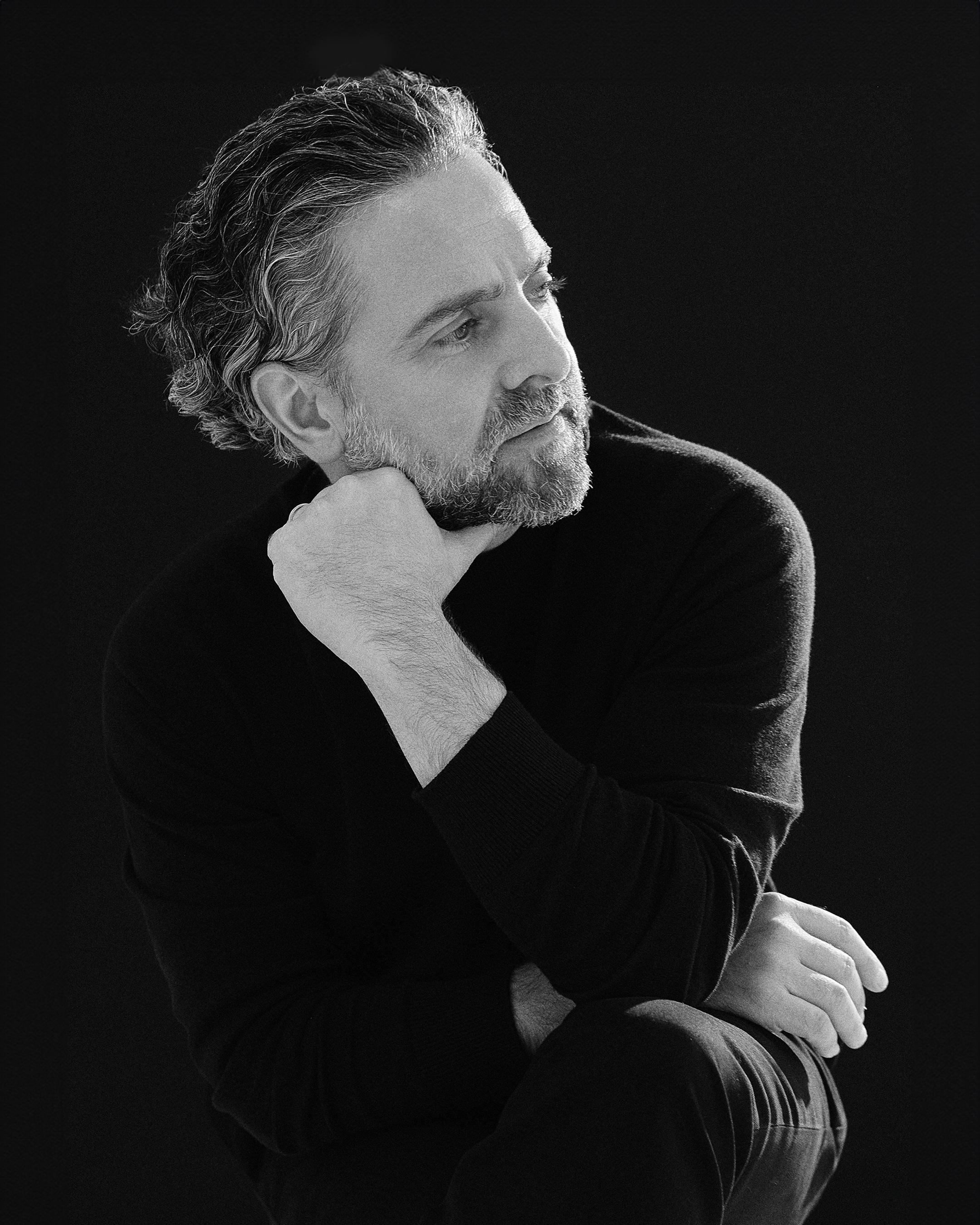 Paolo Ferrari x Monde Singulier