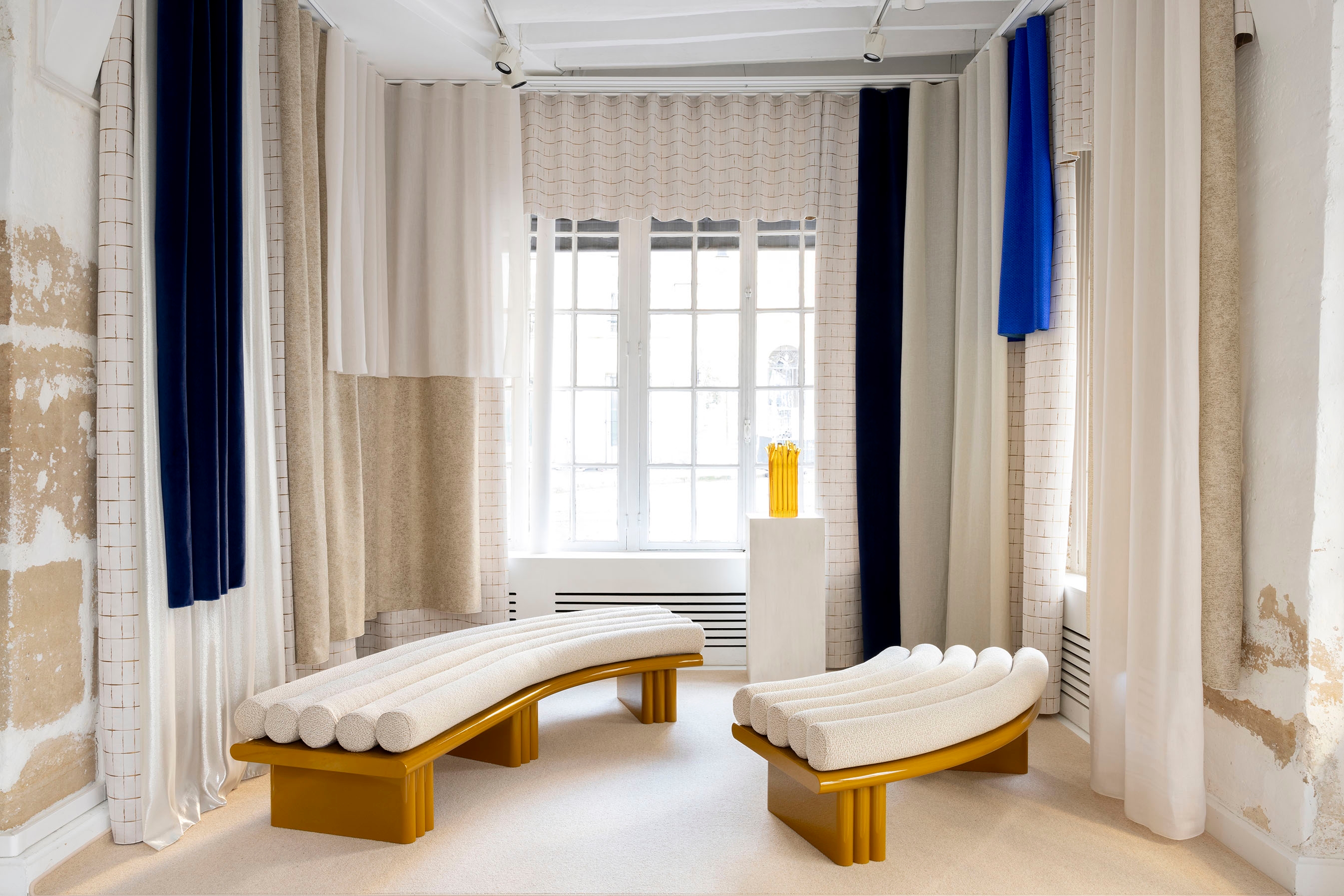 Sabourin Costes Collection, Monde Singulier