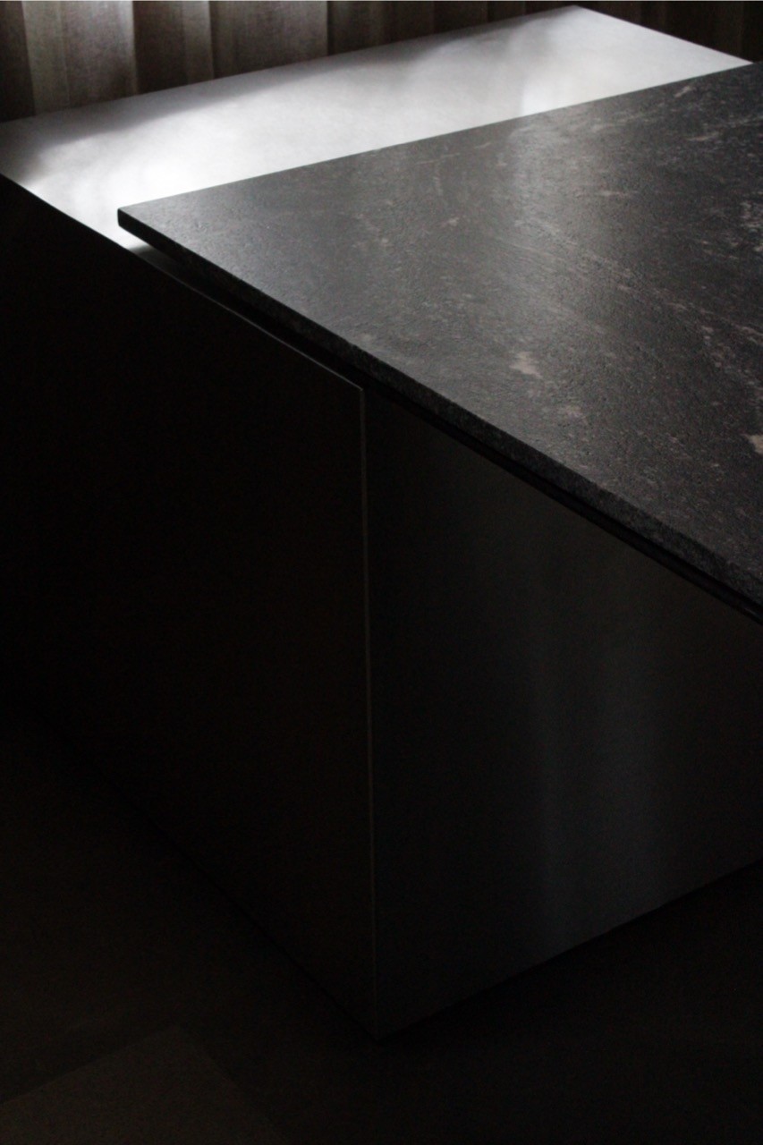 Fragua Desk, Fragua, Siete 7