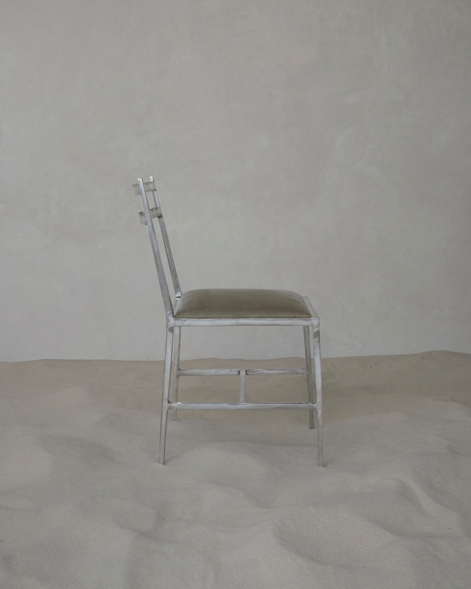 Alcocer by Ohla Studio, made of Aluminium and , Polished aluminium version, picture 5