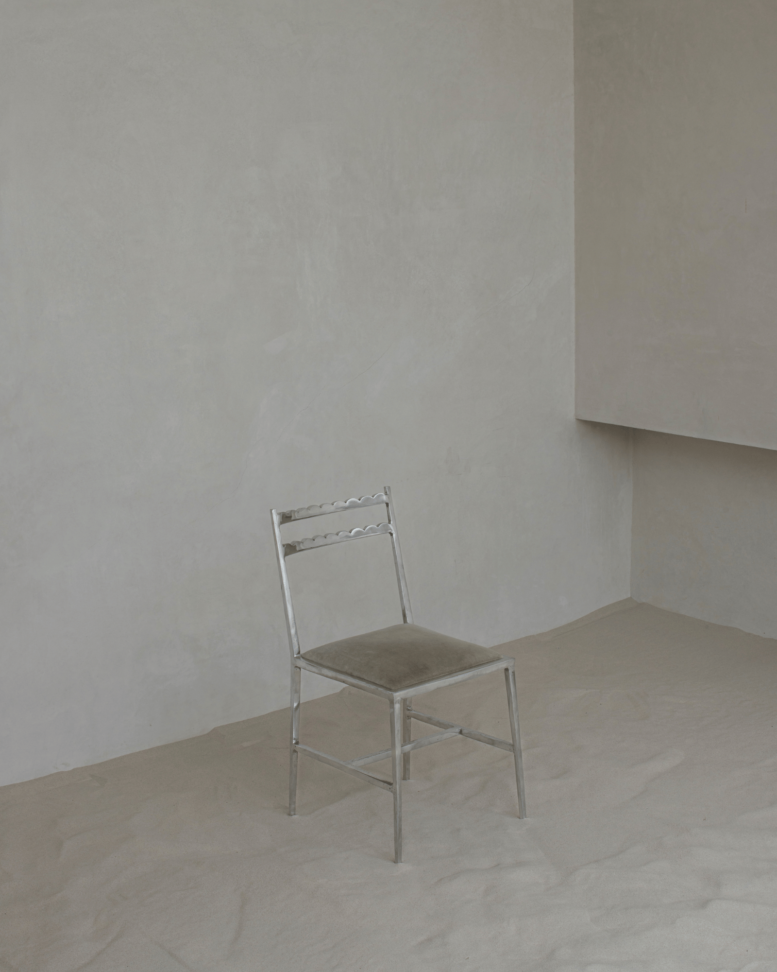 Alcocer by Ohla Studio, made of Aluminium and , Polished aluminium version, picture 10
