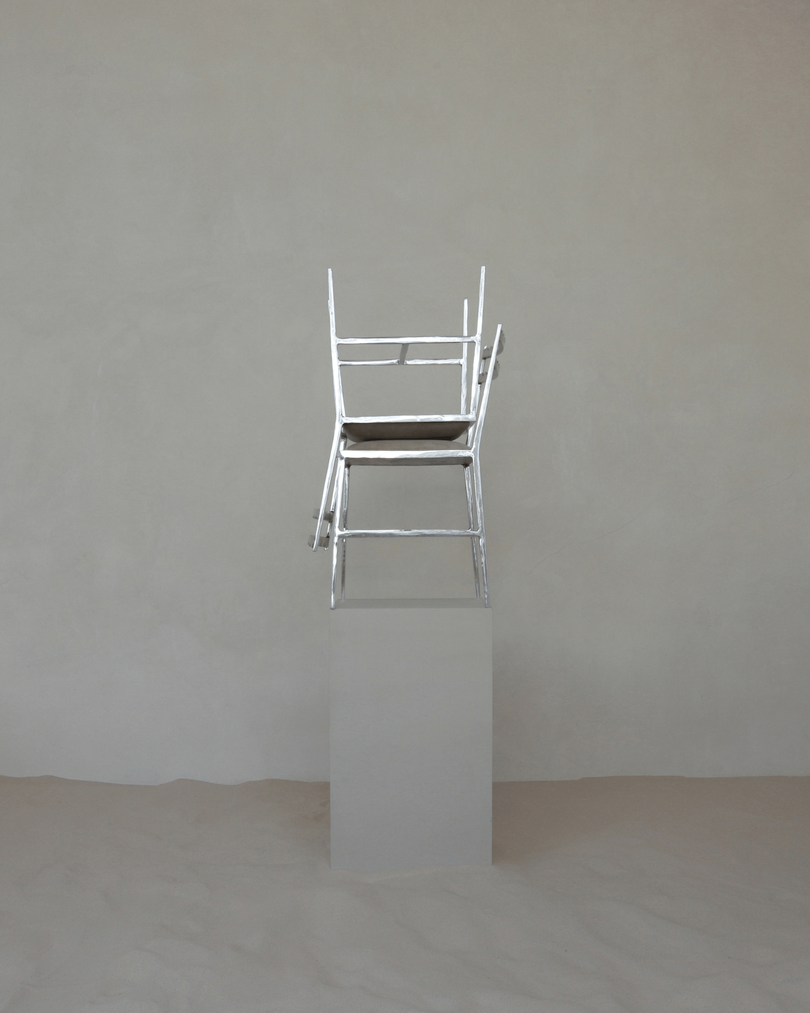 Alcocer by Ohla Studio, made of Aluminium and , Polished aluminium version, picture 11