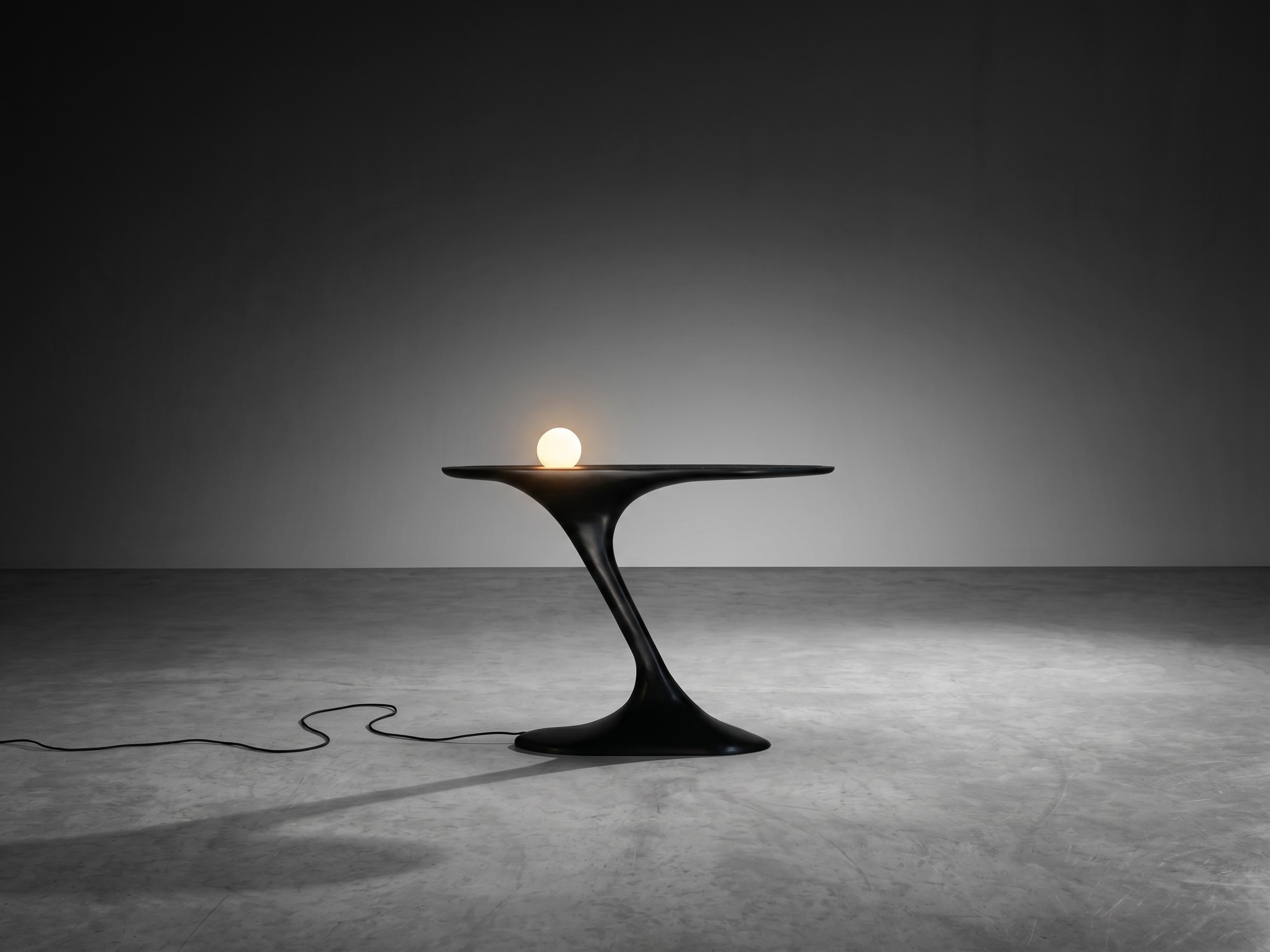 Antoine Maurice console lamp