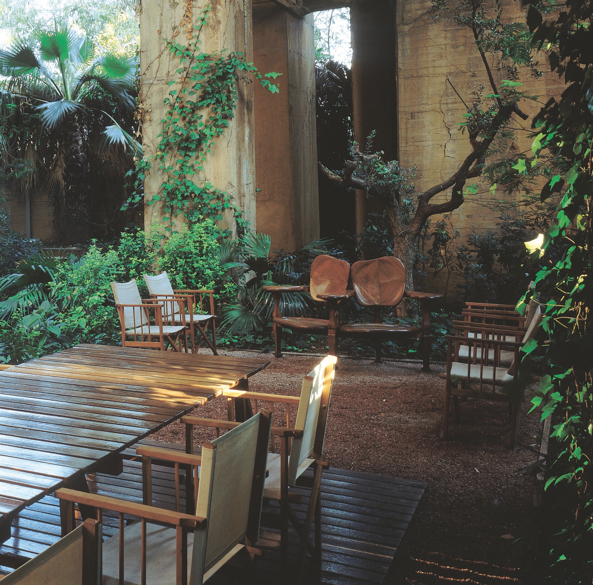 Batlló bench, Gaudi, Monde SIngulier 10