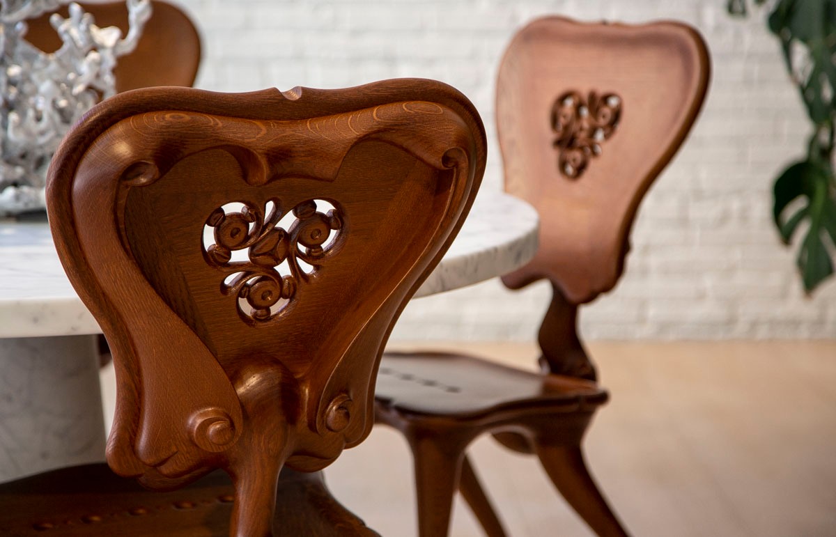 Calvet Chair 06