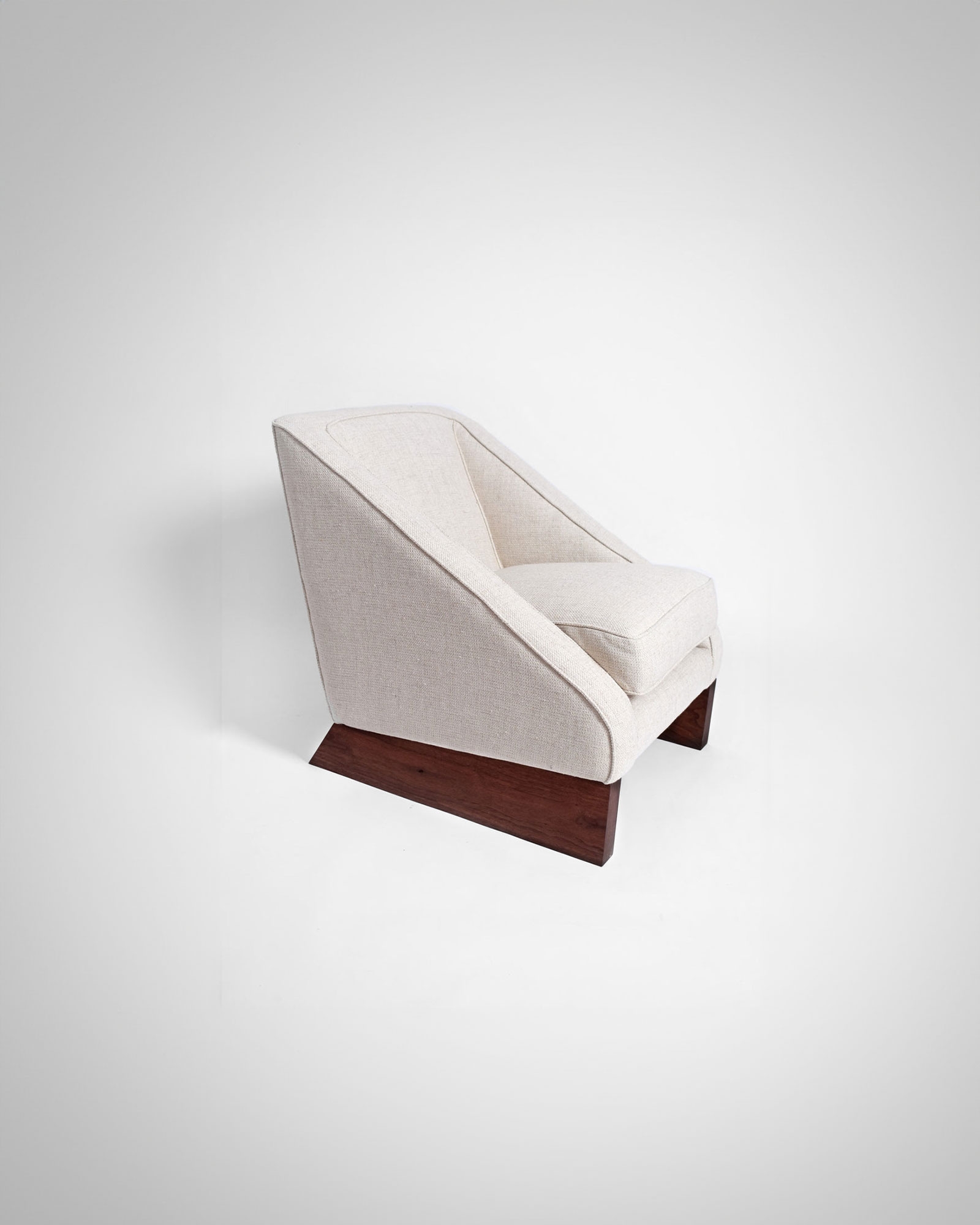 Arrábida armchair, Barracuda Collection, Barracuda Interiors 02
