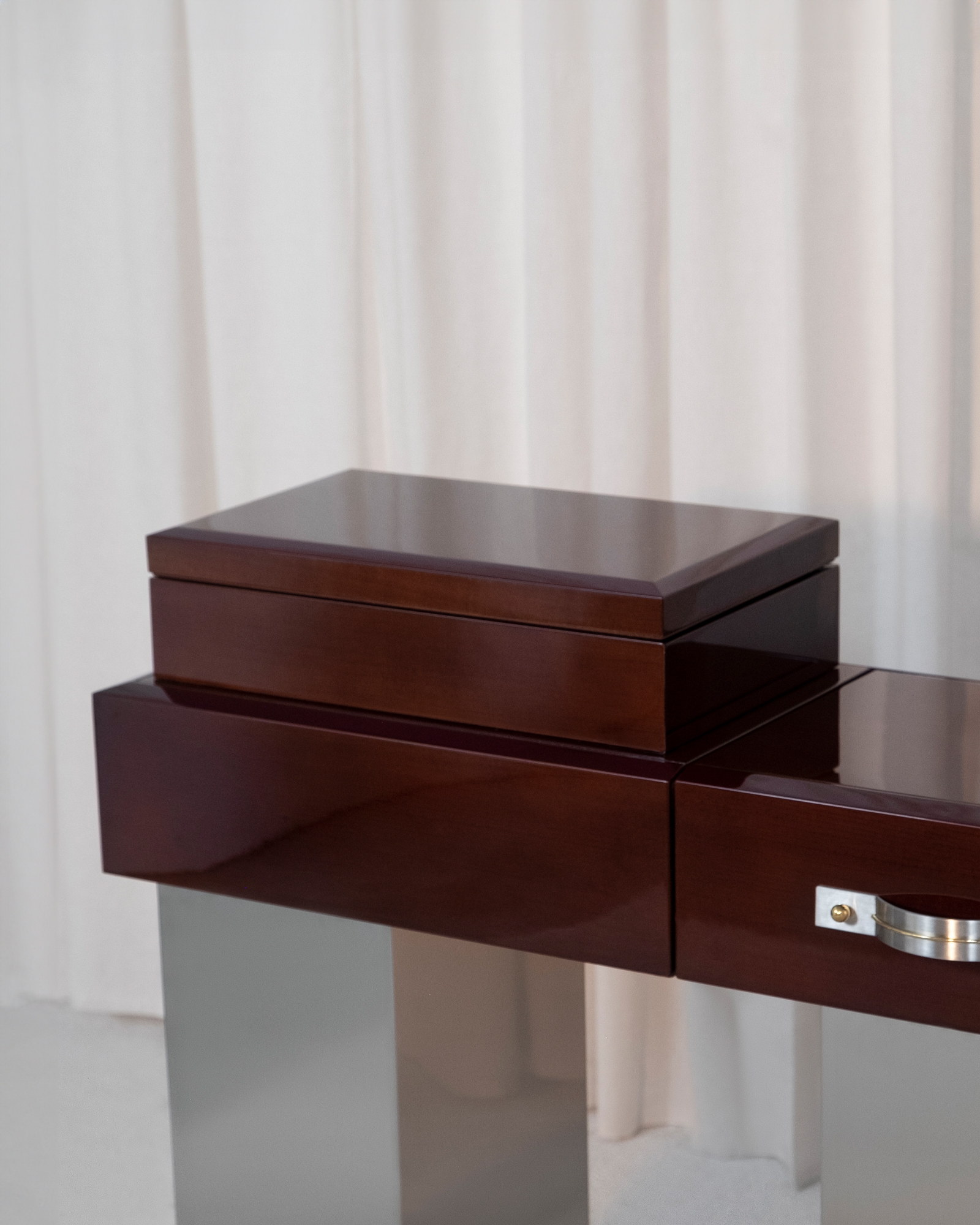 Console, Collection 01, Studio Akademos 05