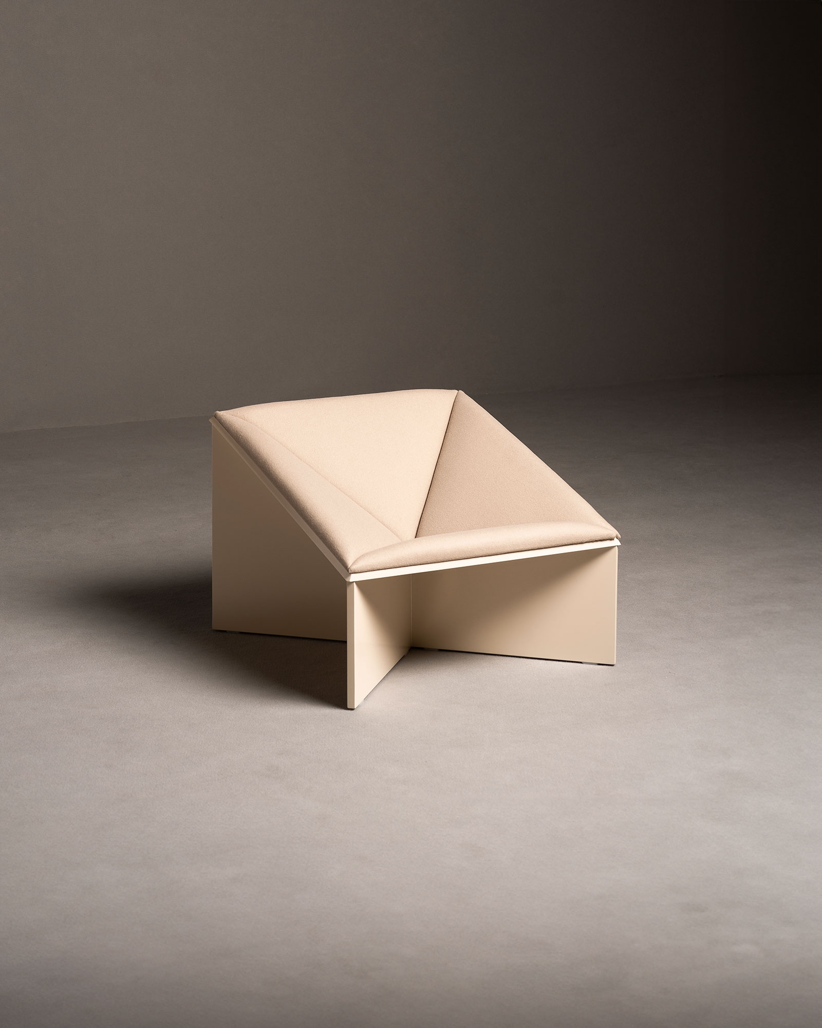 09 poltrona - armchair, Drop 02, Interni Venosta 02