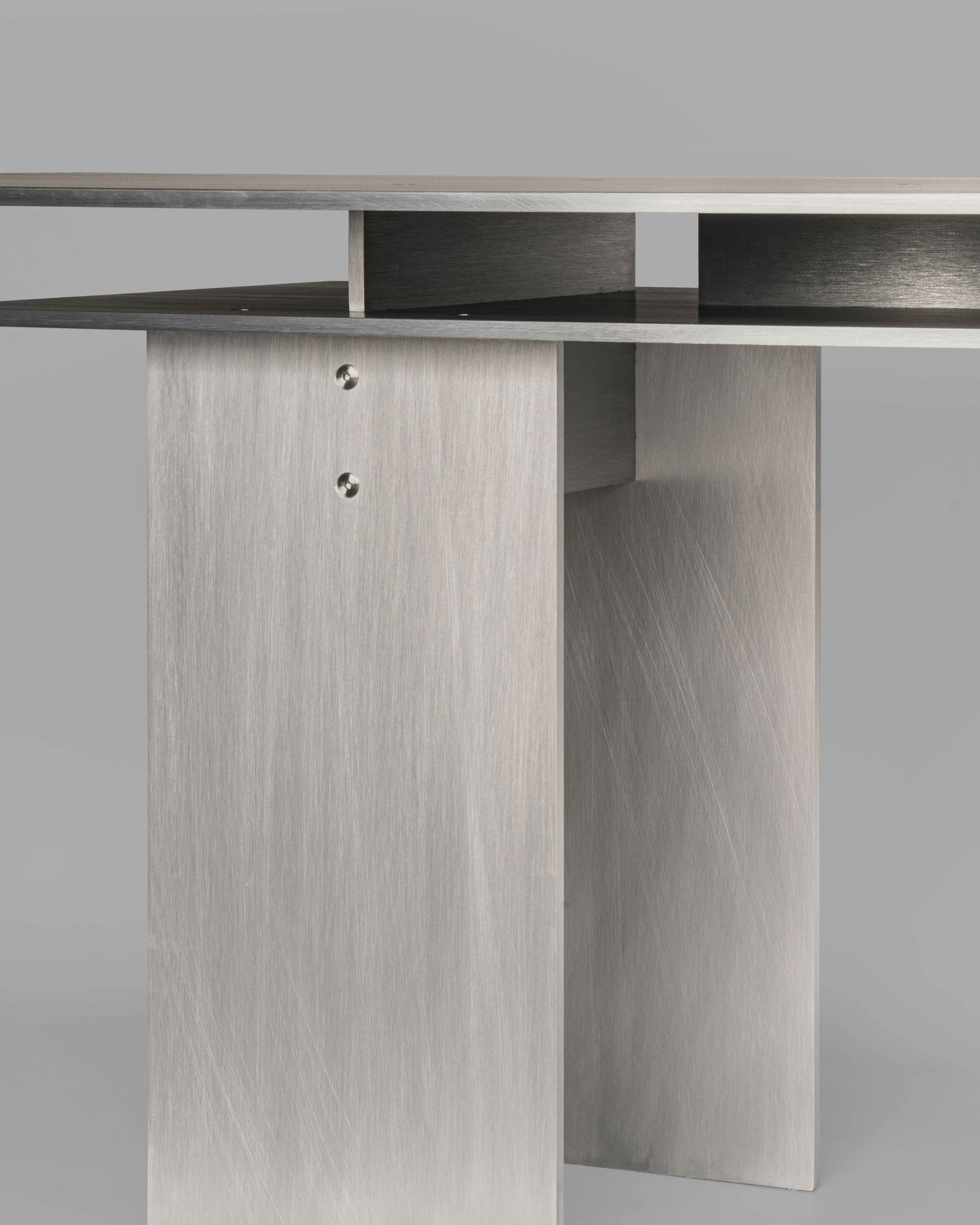 Office Table, Johan Viladrich Collection, Studio Johan Viladrich 05