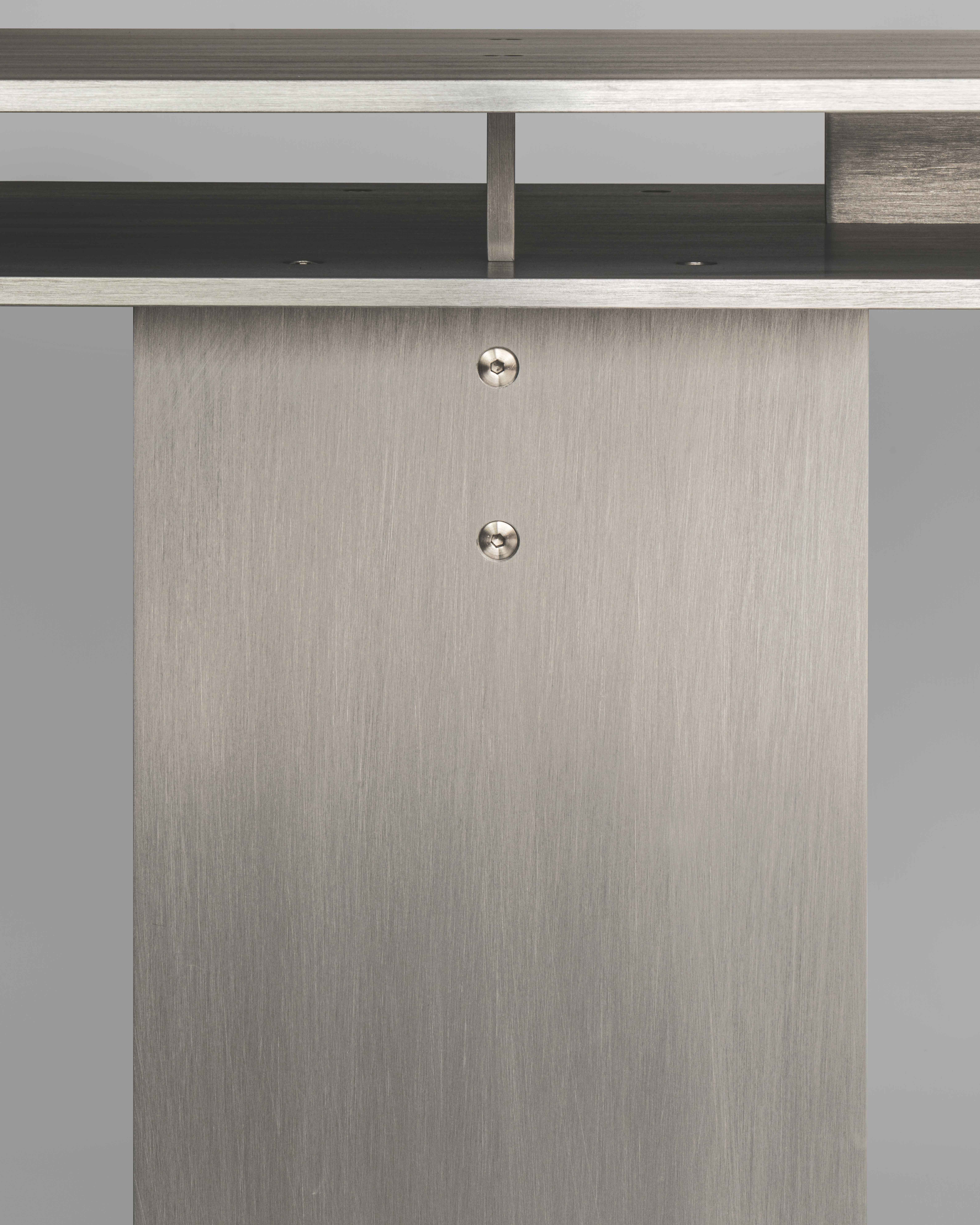 Office Table, Johan Viladrich Collection, Studio Johan Viladrich 07