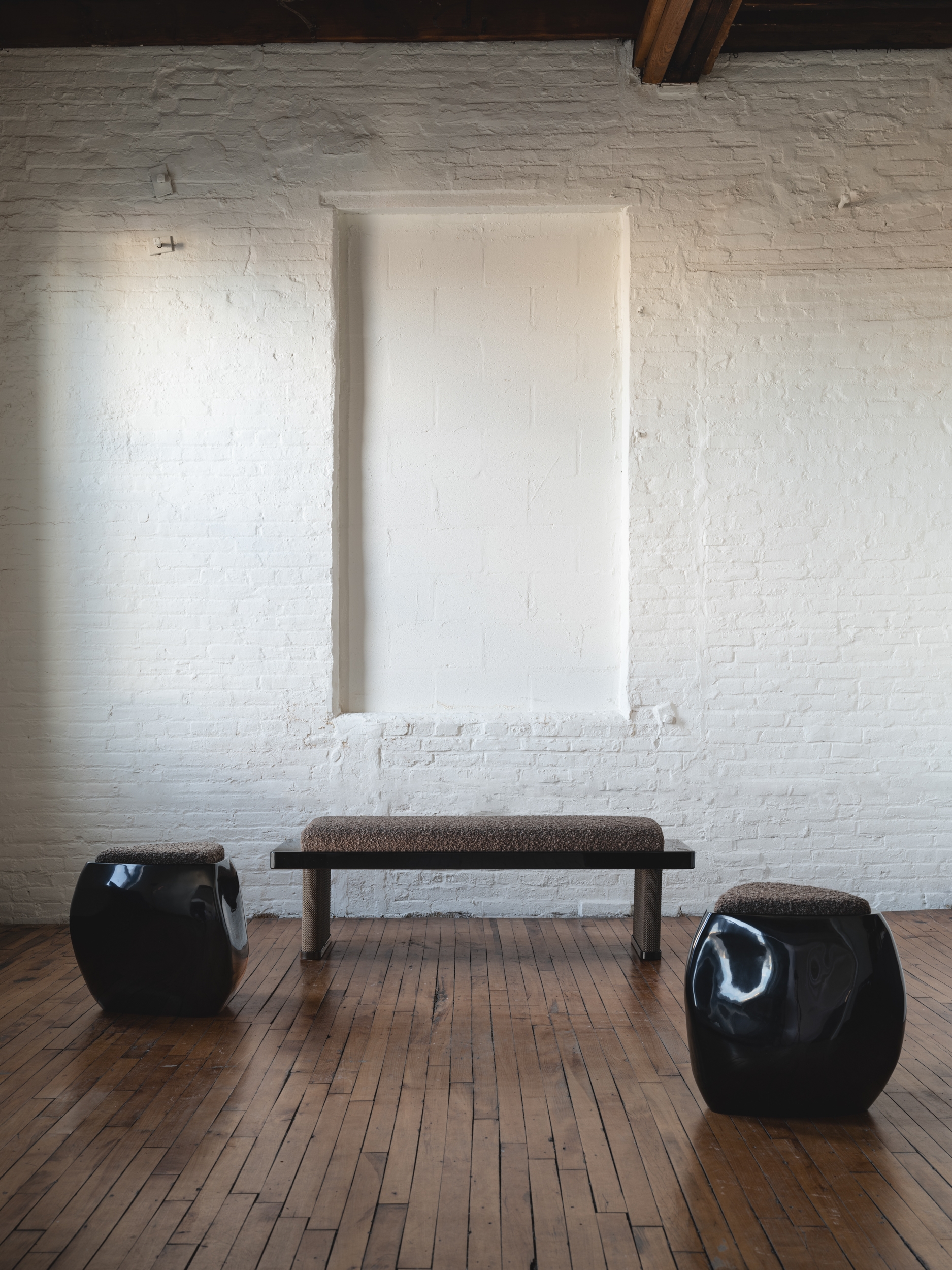 Konekt Collection by Konekt, made of Lacquer and , Black High Gloss Lacquer version, picture 3