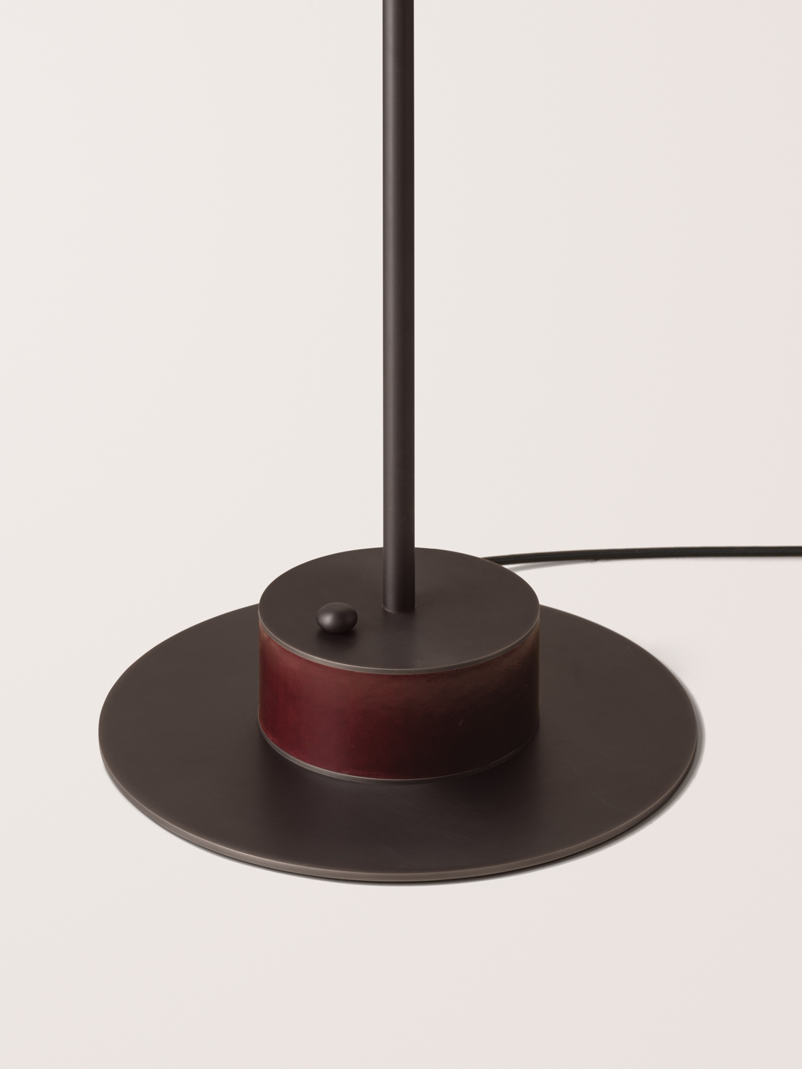 Rib Floor Lamp Capsule, Konekt Collection, Konekt 04