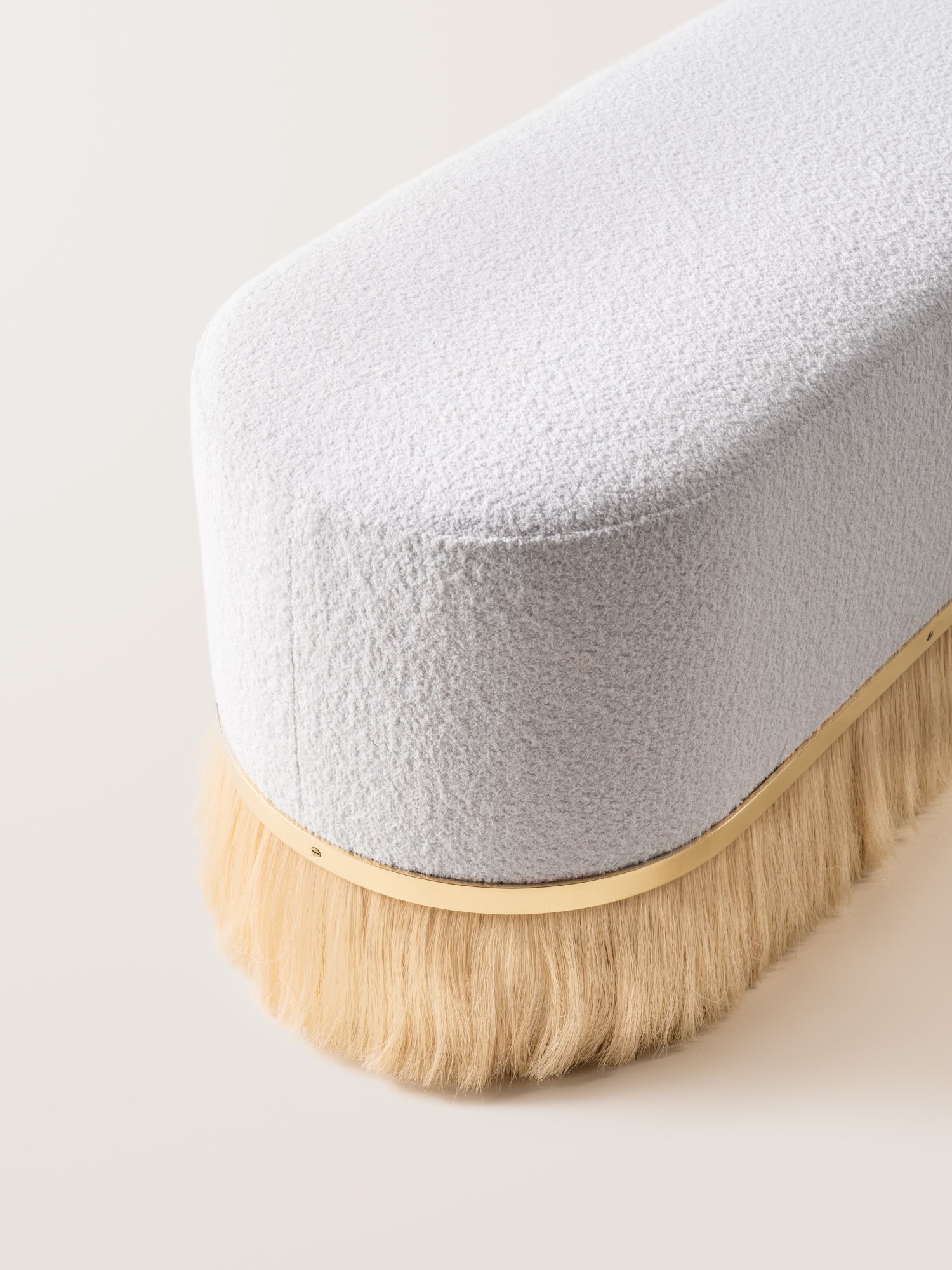 Konekt Collection by Konekt, made of Brass and Horsehair, Polished Brass version, picture 1