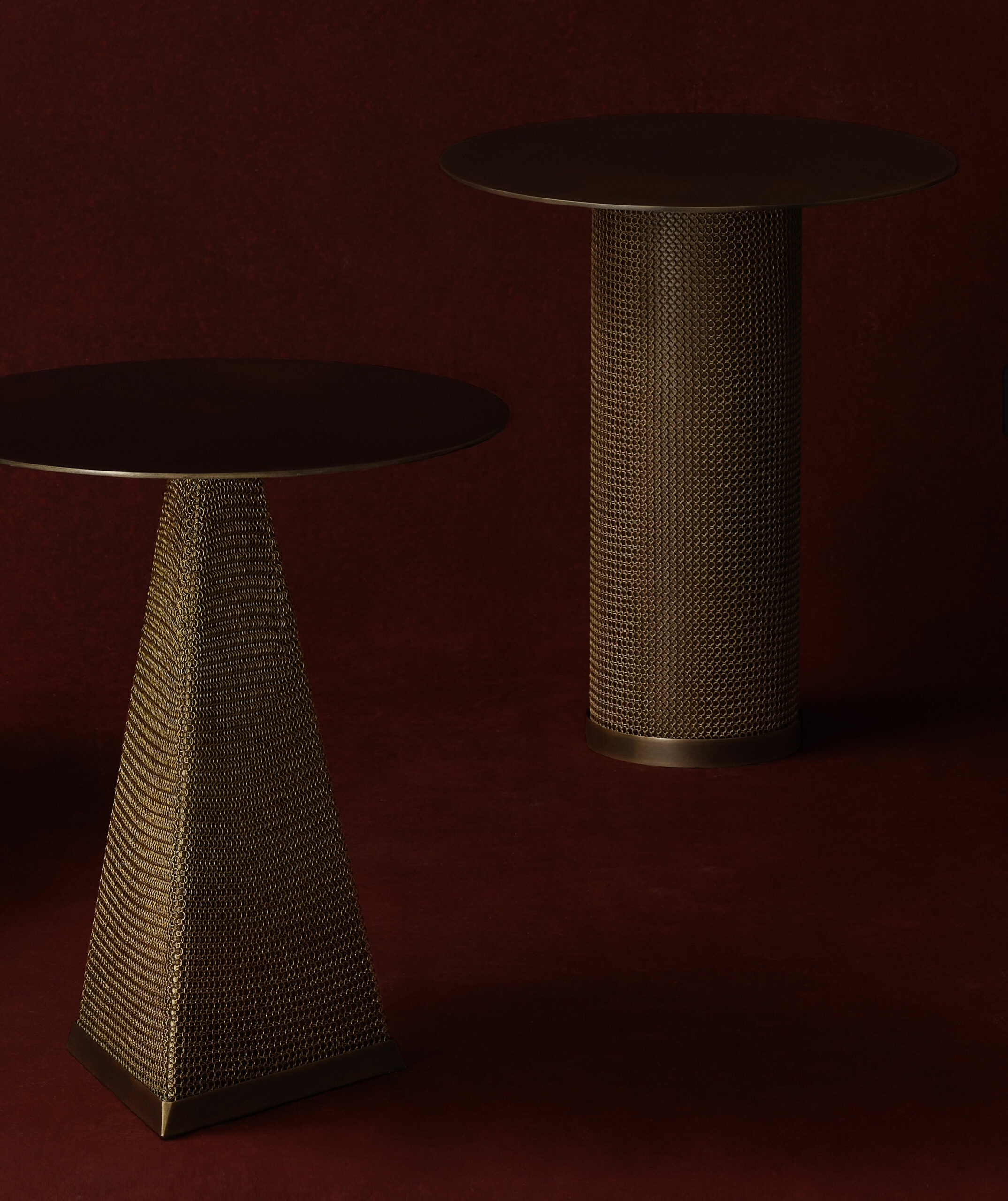 Konekt Collection by Konekt, made of Steel and , Antique Brass with Satin Brass Chainmail version, picture 3