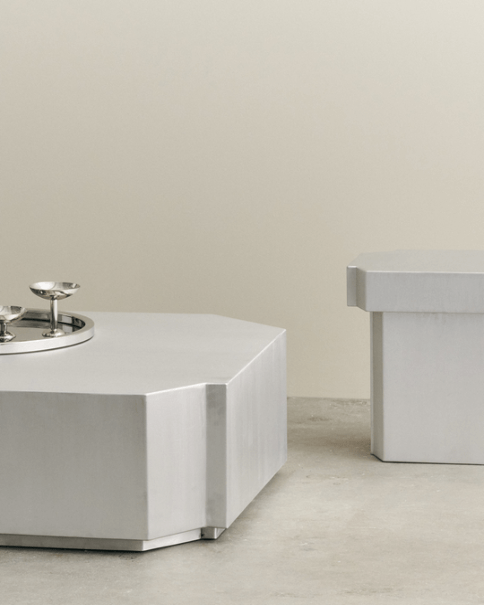 Funki Table Aluminium square, Louise Roe Collection, Louise Roe 04