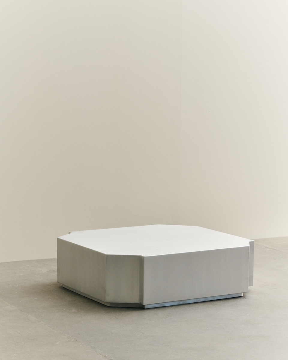 Funki Table Aluminium square, Louise Roe Collection, Louise Roe 02