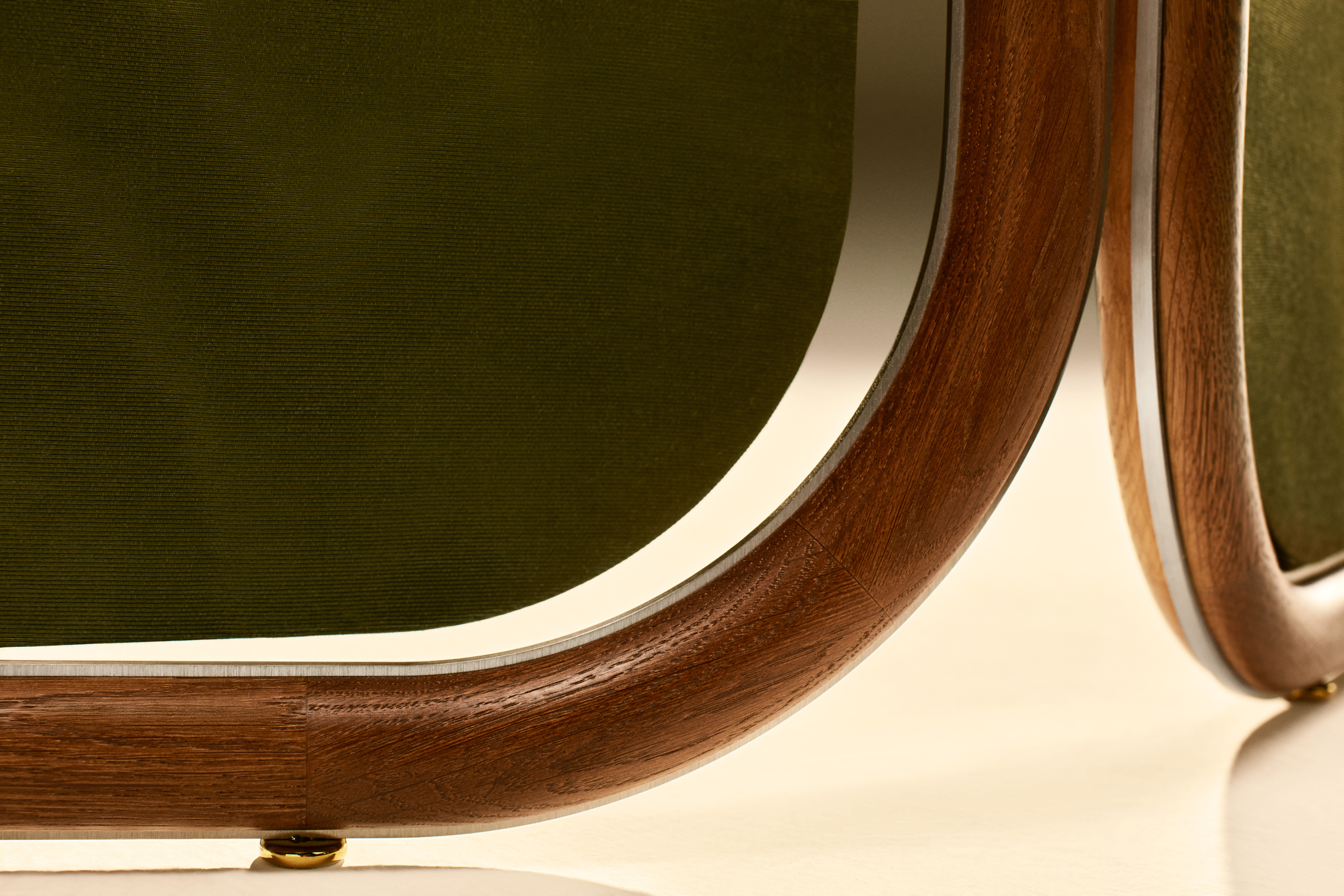 Mise En Scène by Tatjana von Stein, made of Upholstery and Wood, Honey Oak version, picture 3