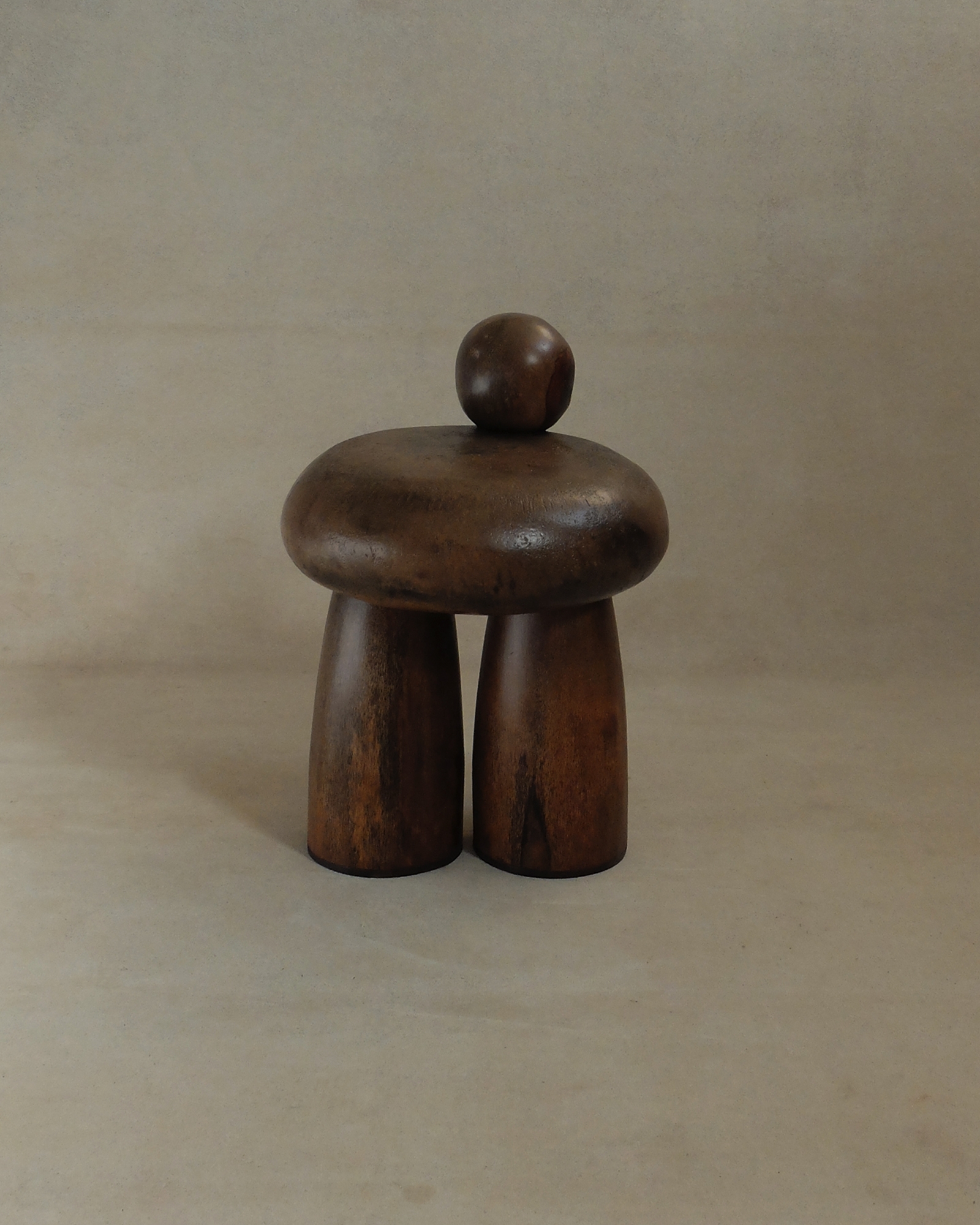 Petite Ourse Stool, Orbite, Altin 02