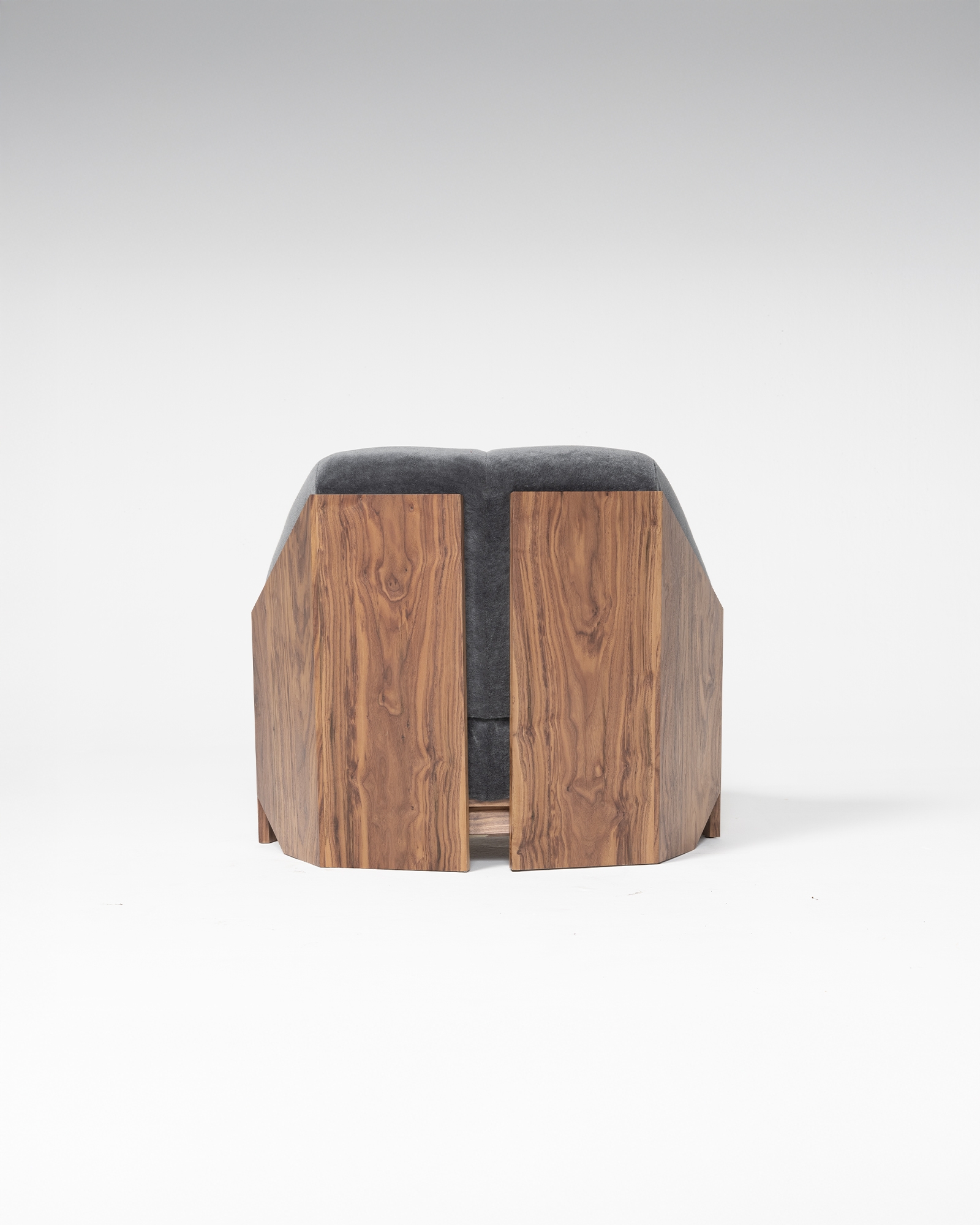 Château Chair, Pedregal Collection, Atelier de Troupe 03