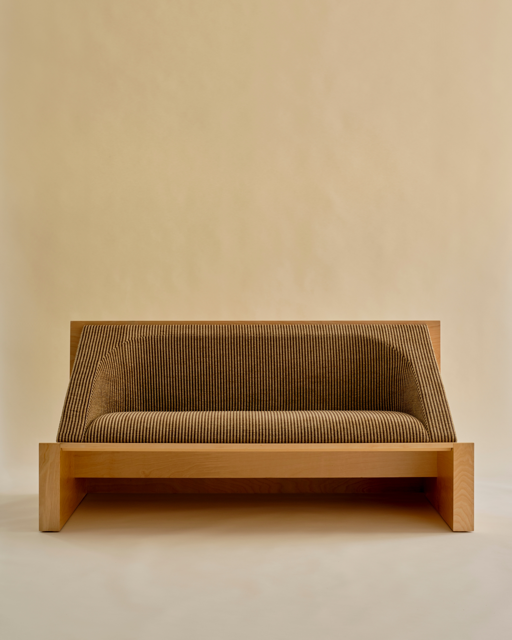 Perception Sofa, Perception Collection, Known work studio 05