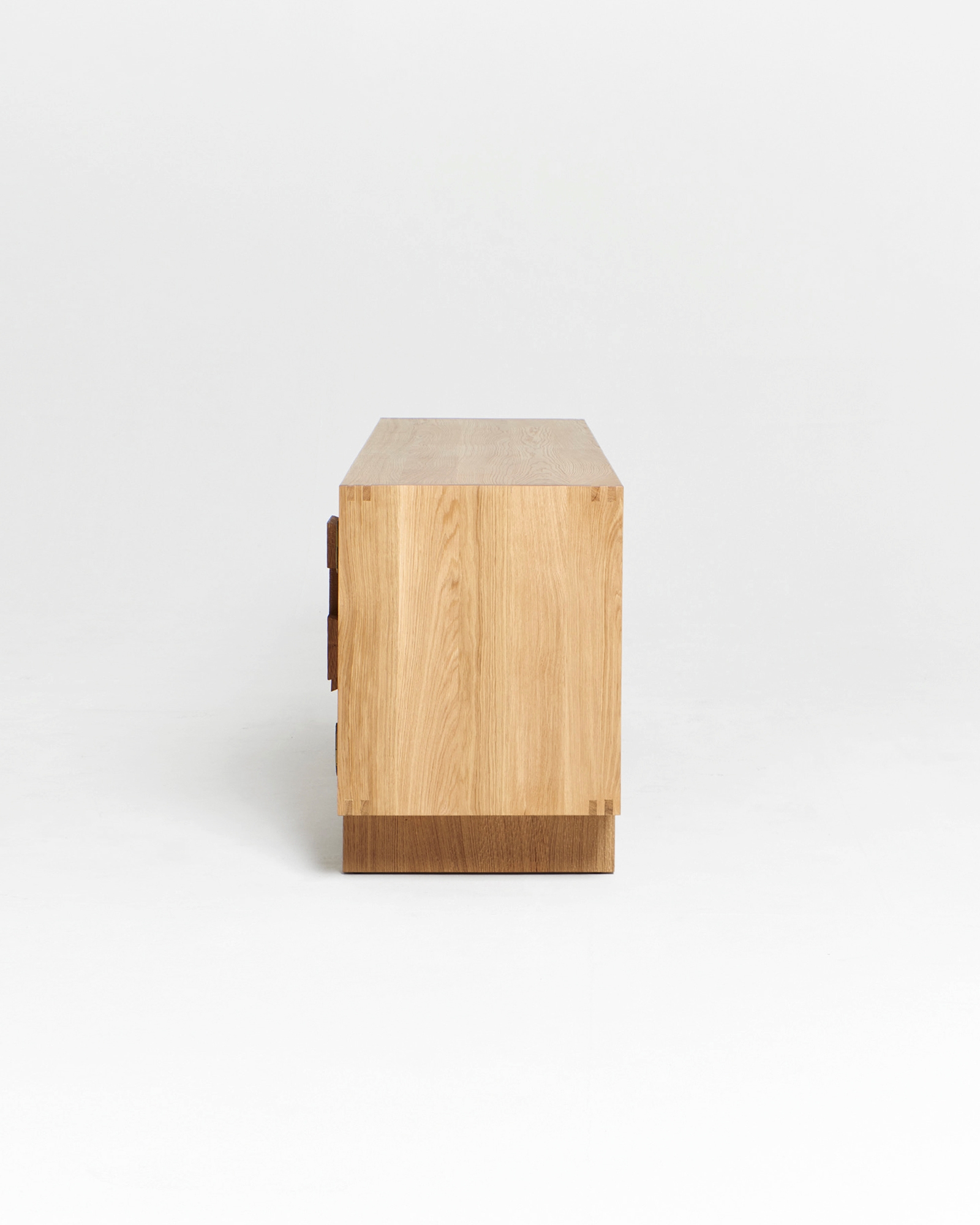 Project 213A Collection by Project 213A, made of Wood and , Oak version, picture 3