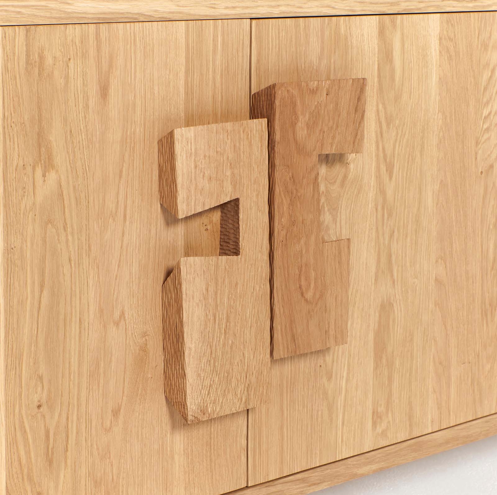 Project 213A Collection by Project 213A, made of Wood and , Oak version, picture 4