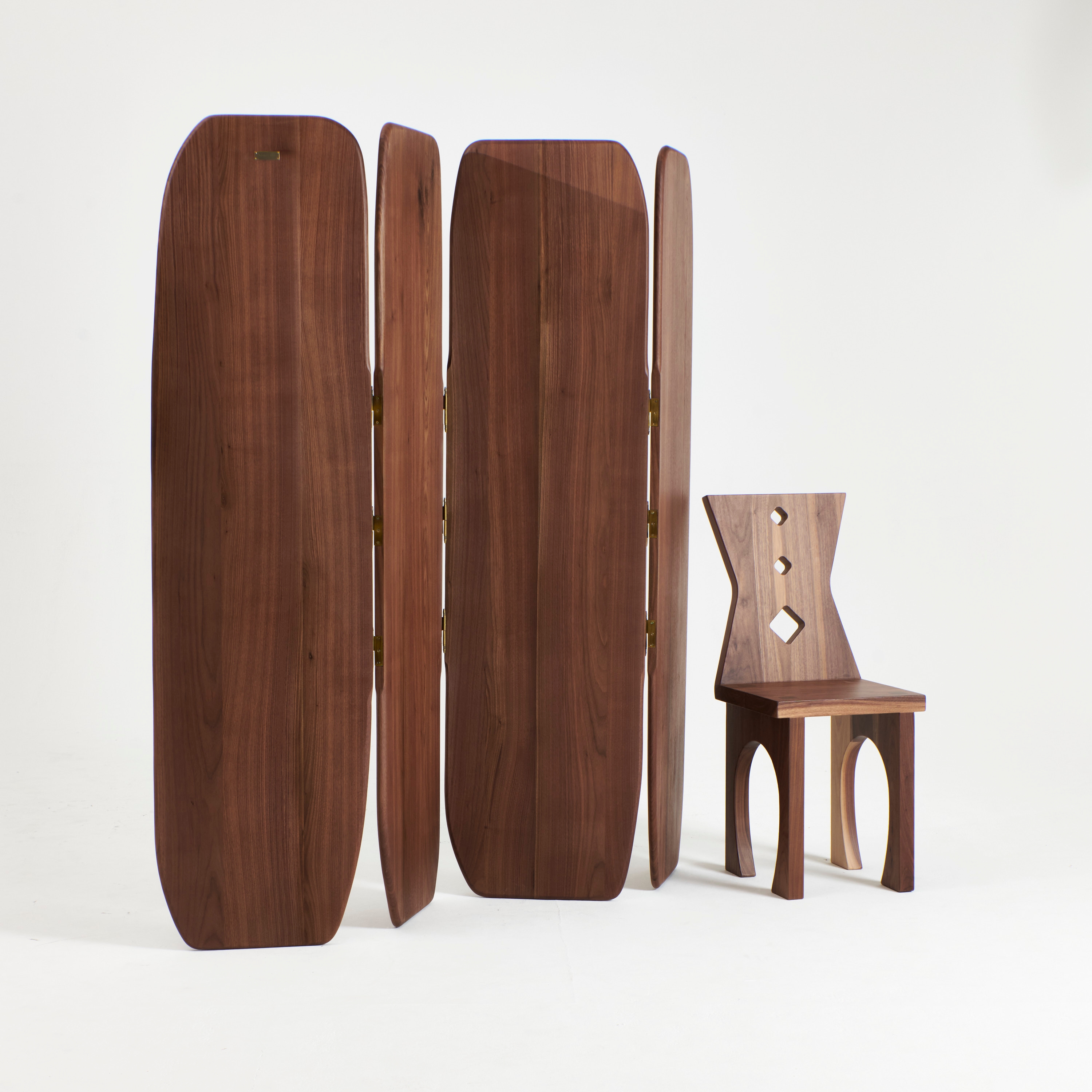 Project 213A Collection by Project 213A, made of Wood and , Walnut version, picture 6