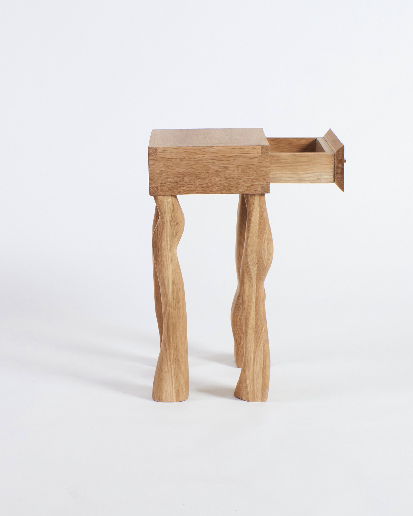 Project 213A Collection by Project 213A, made of Wood and , Oak version, picture 2
