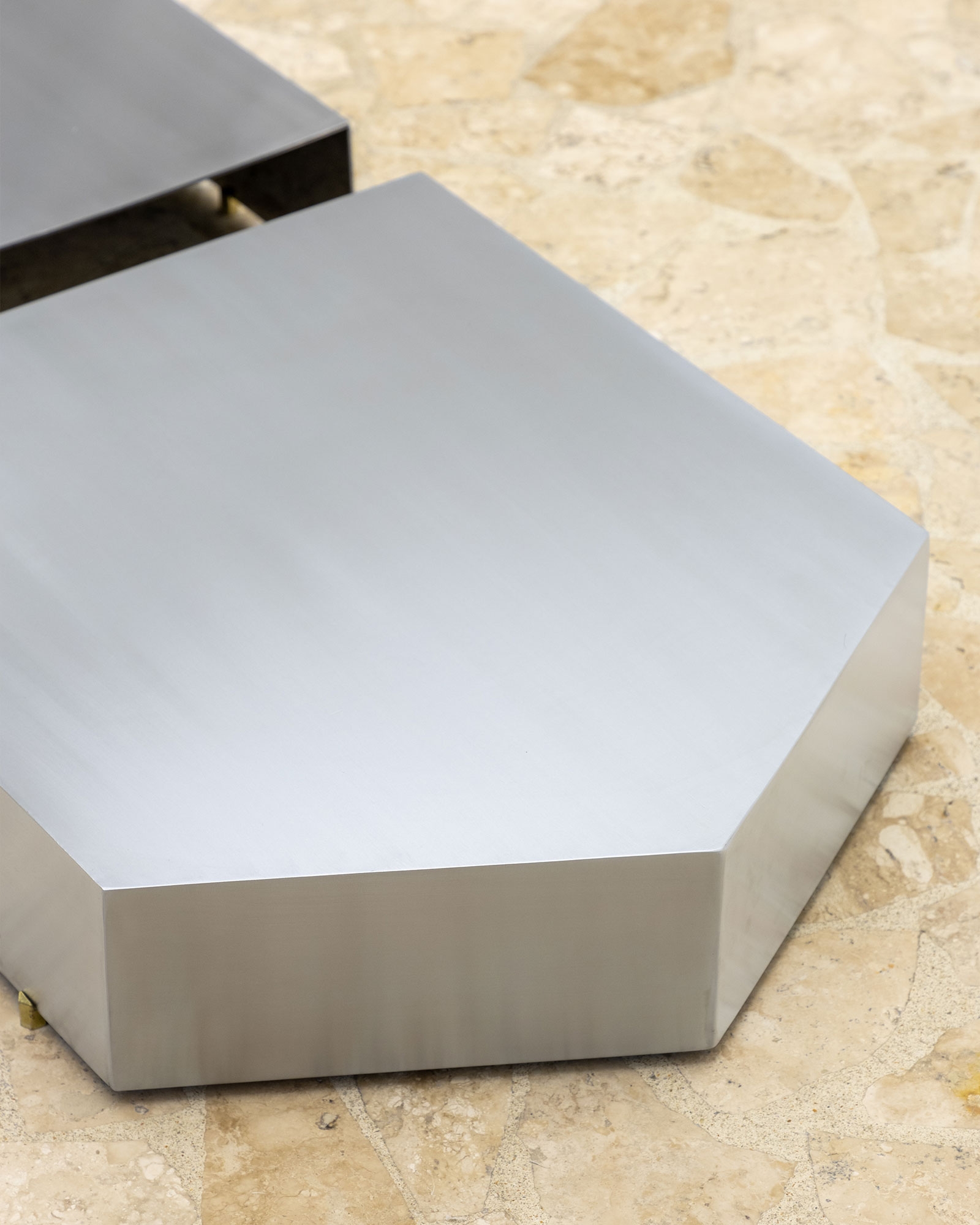 Mantiqueira - coffee table, Mobilia Tropical Legacy, Moblia Puro 04