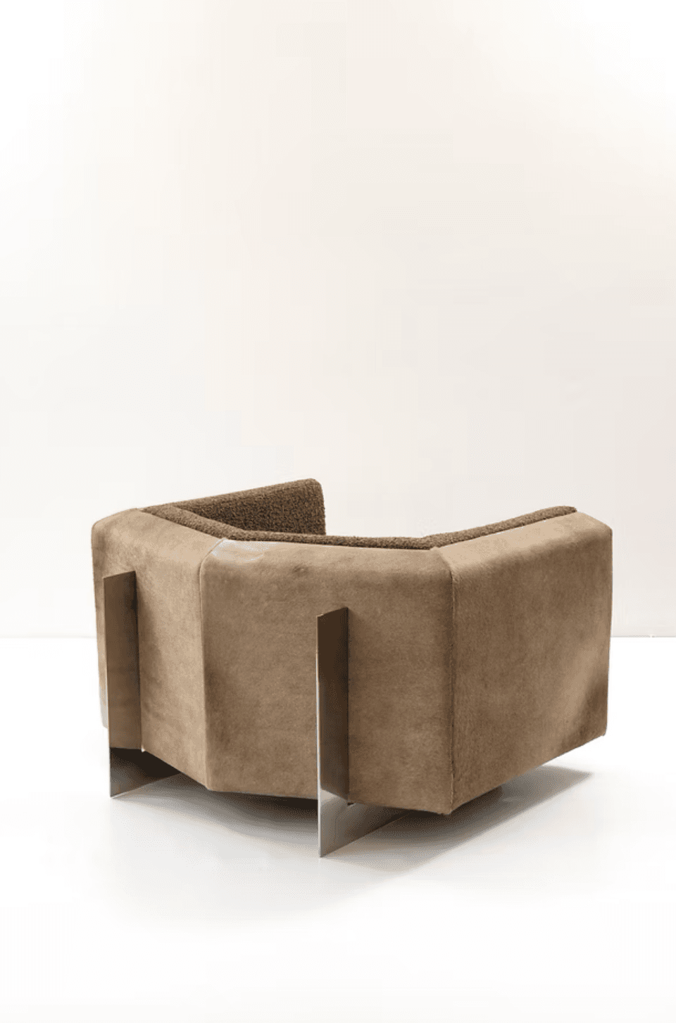 pony leather and an interior made of fabric Mobilia Puro