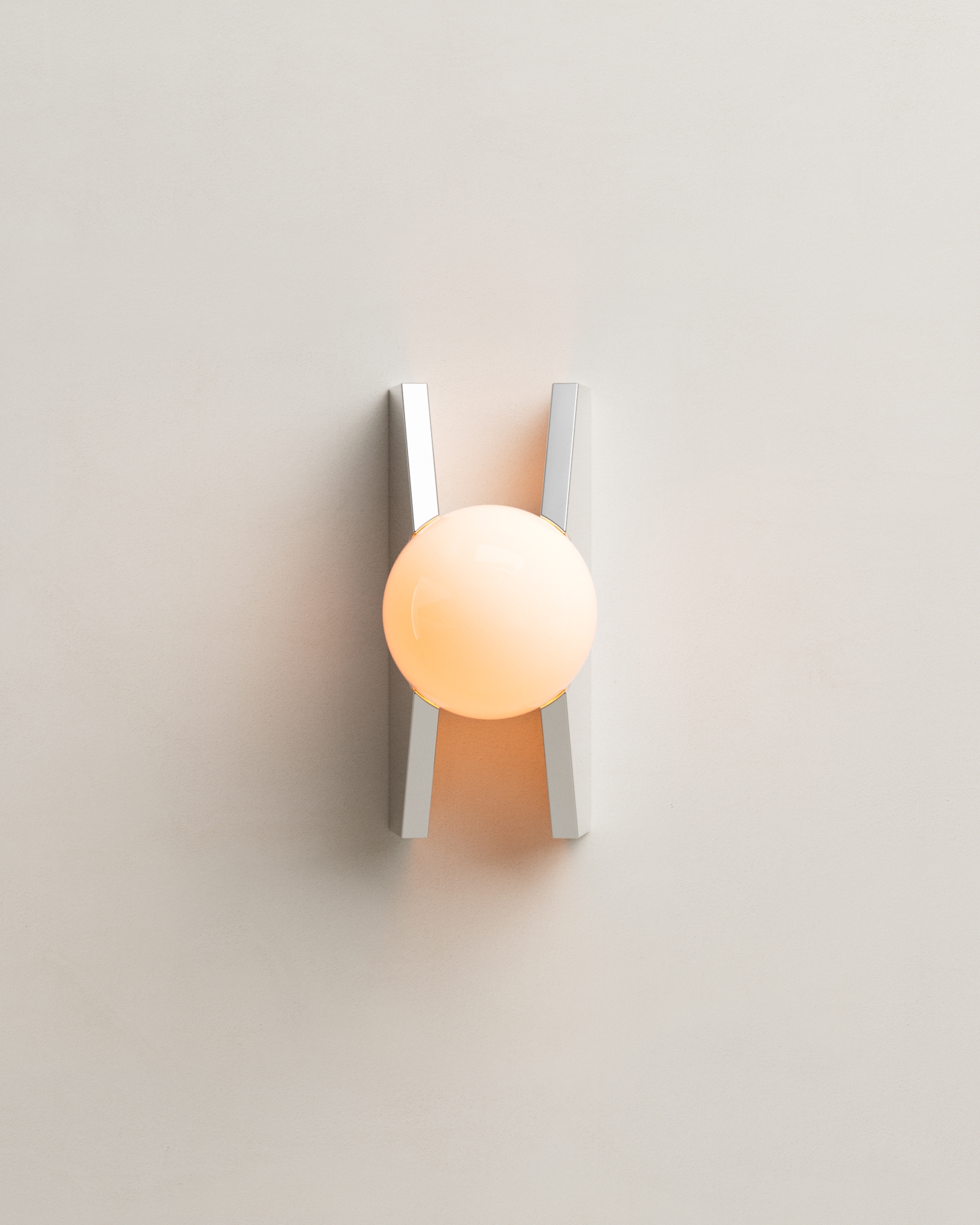 Croisière by Rudy Guénaire, made of Chrome and Aluminium, Chrome version, picture 4