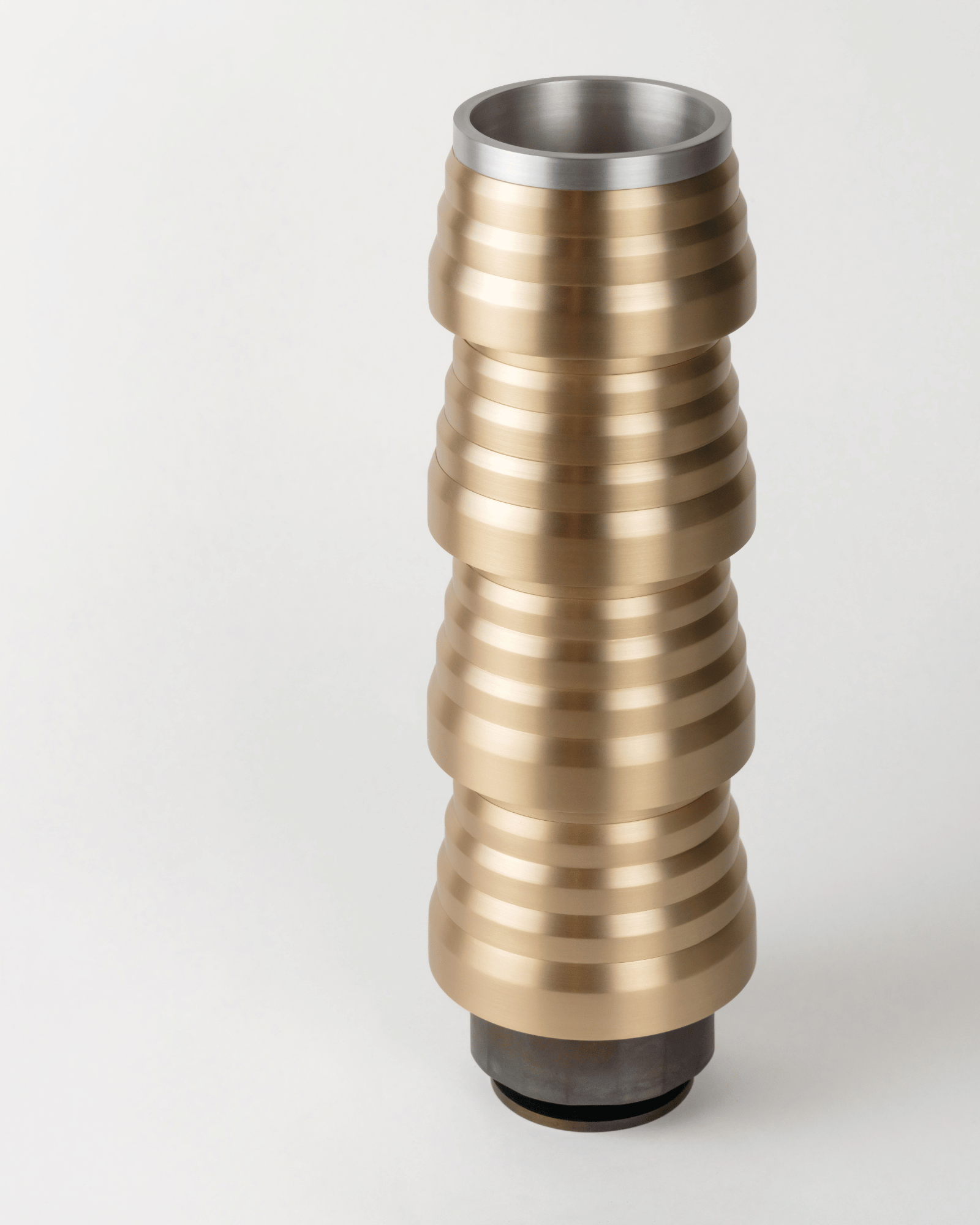 SB26 Collection by SB26, made of Bronze and Aluminium, Bronze version, picture 4