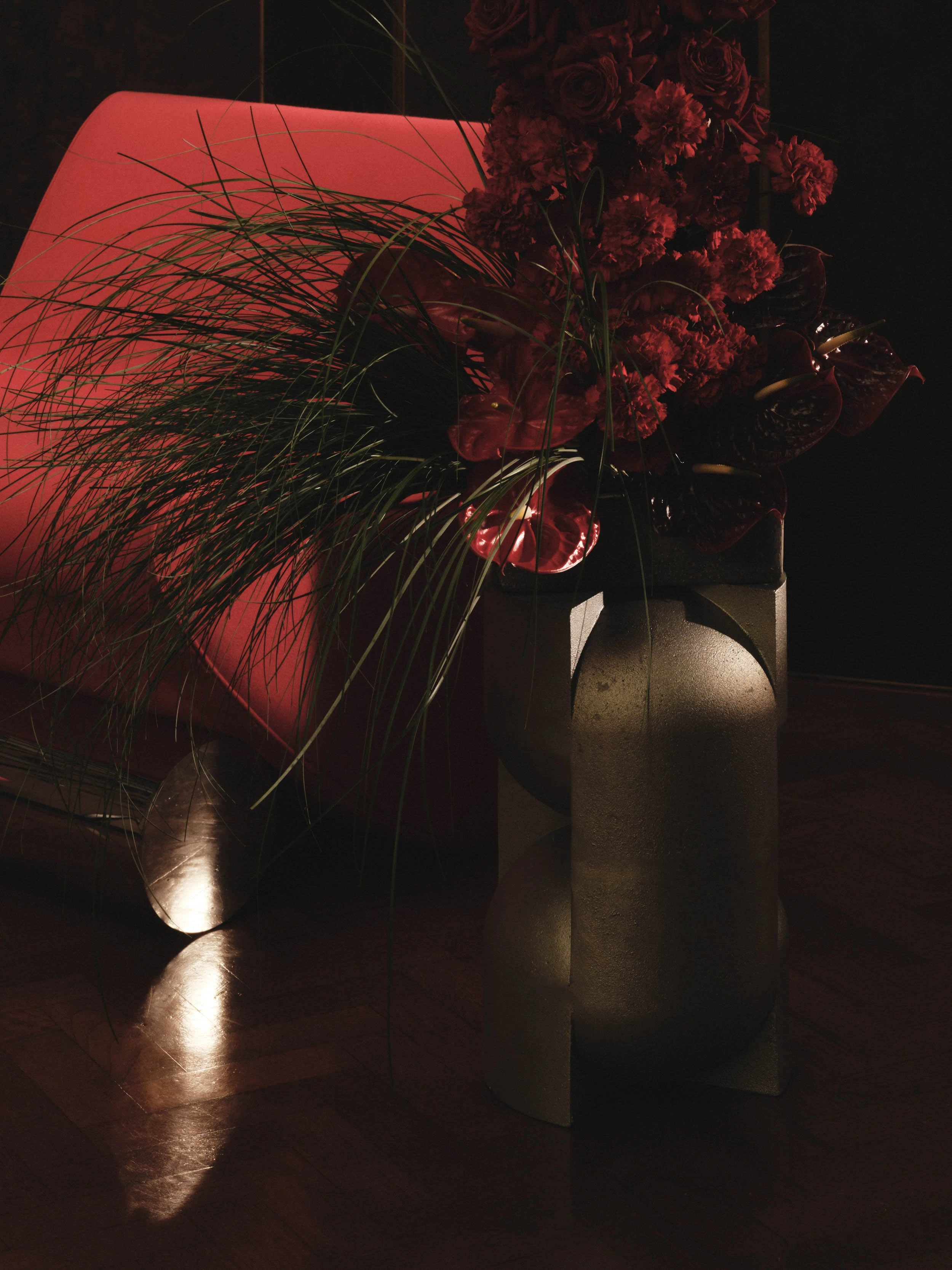 Capsule Pedestal-Aluminium, Studio Brocky 06