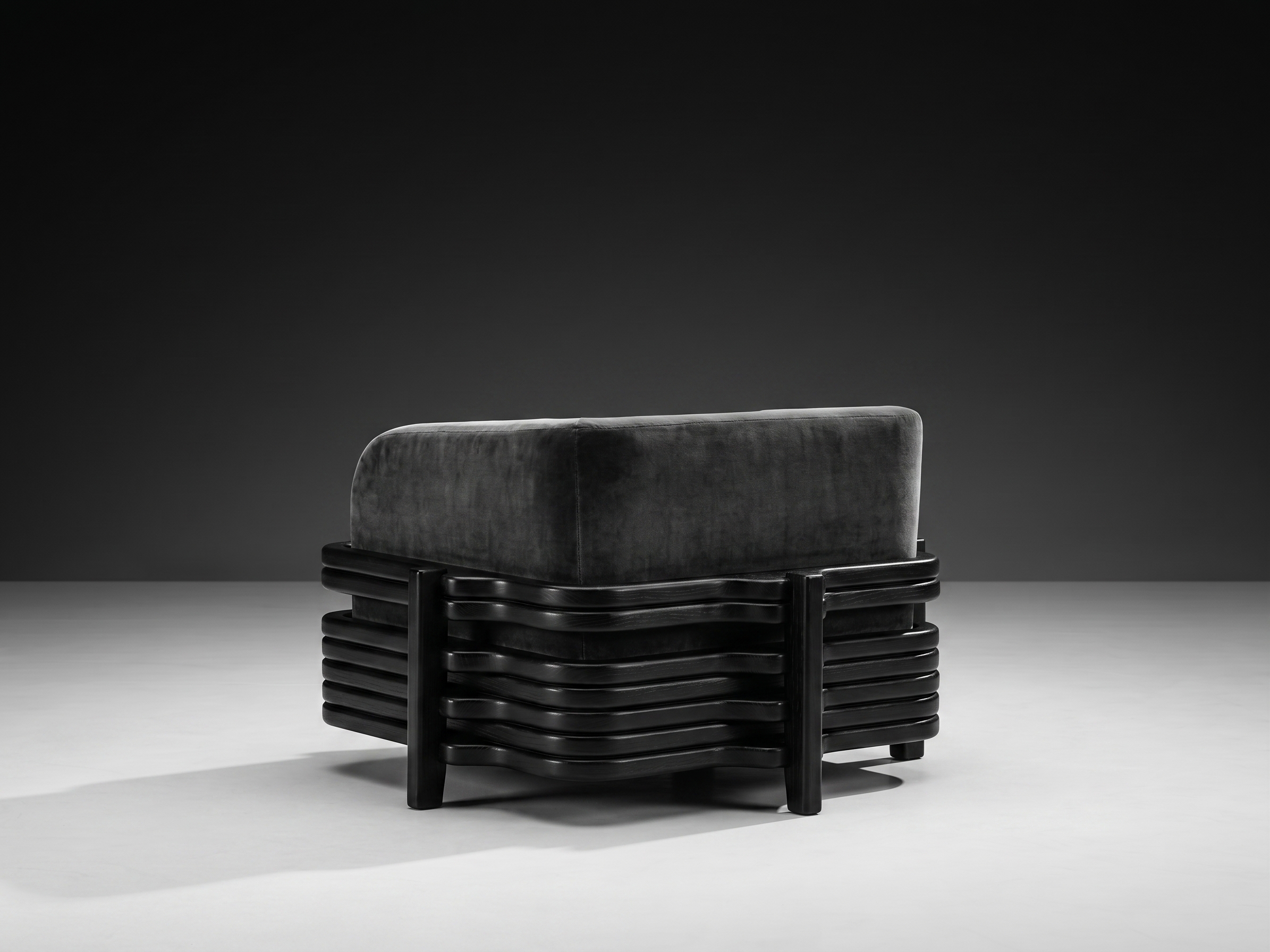 Tahanan Armchair