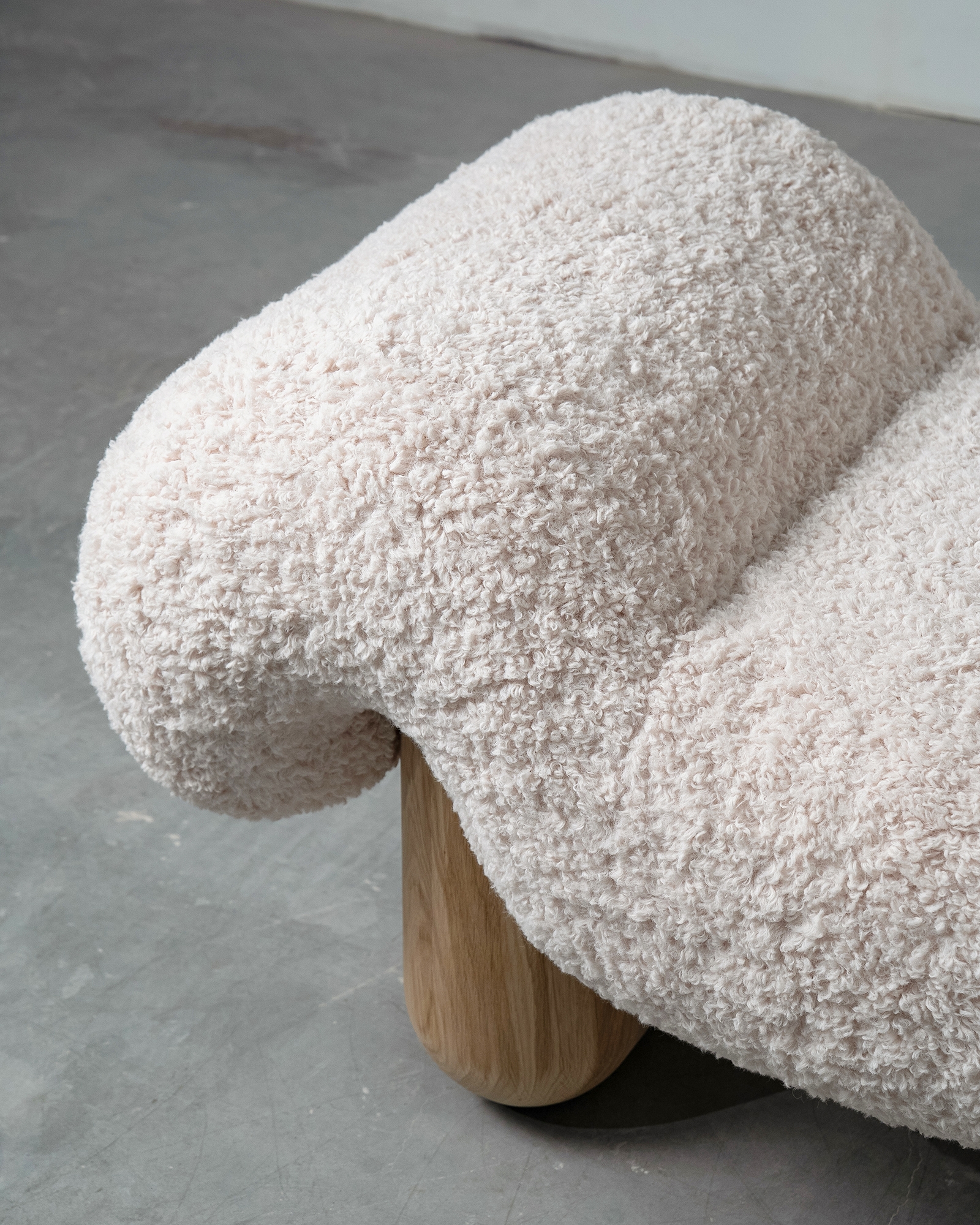 The Lamb Ottoman, The Lamb Collection, Vova 07
