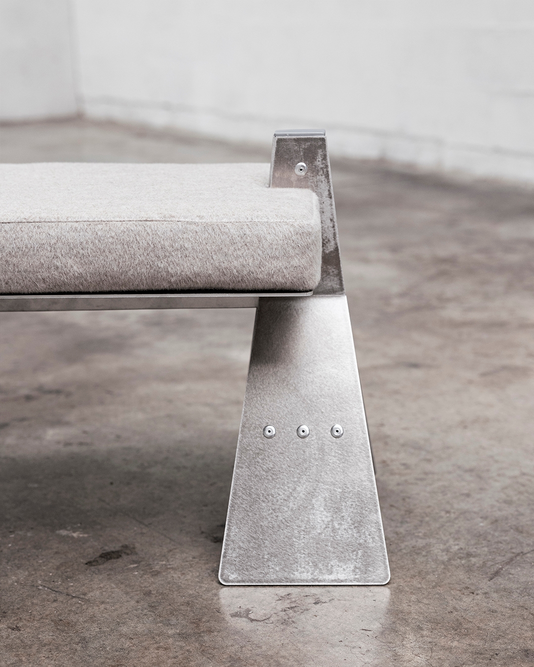 Camel Bench, Tom Ducarouge Collection, Tom Ducarounge 03