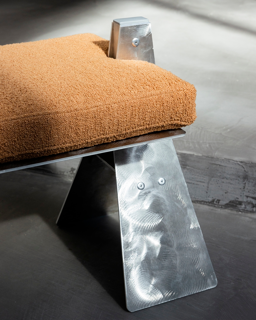 Camel Stool, Tom Ducarouge Collection, Tom Ducarouge 4