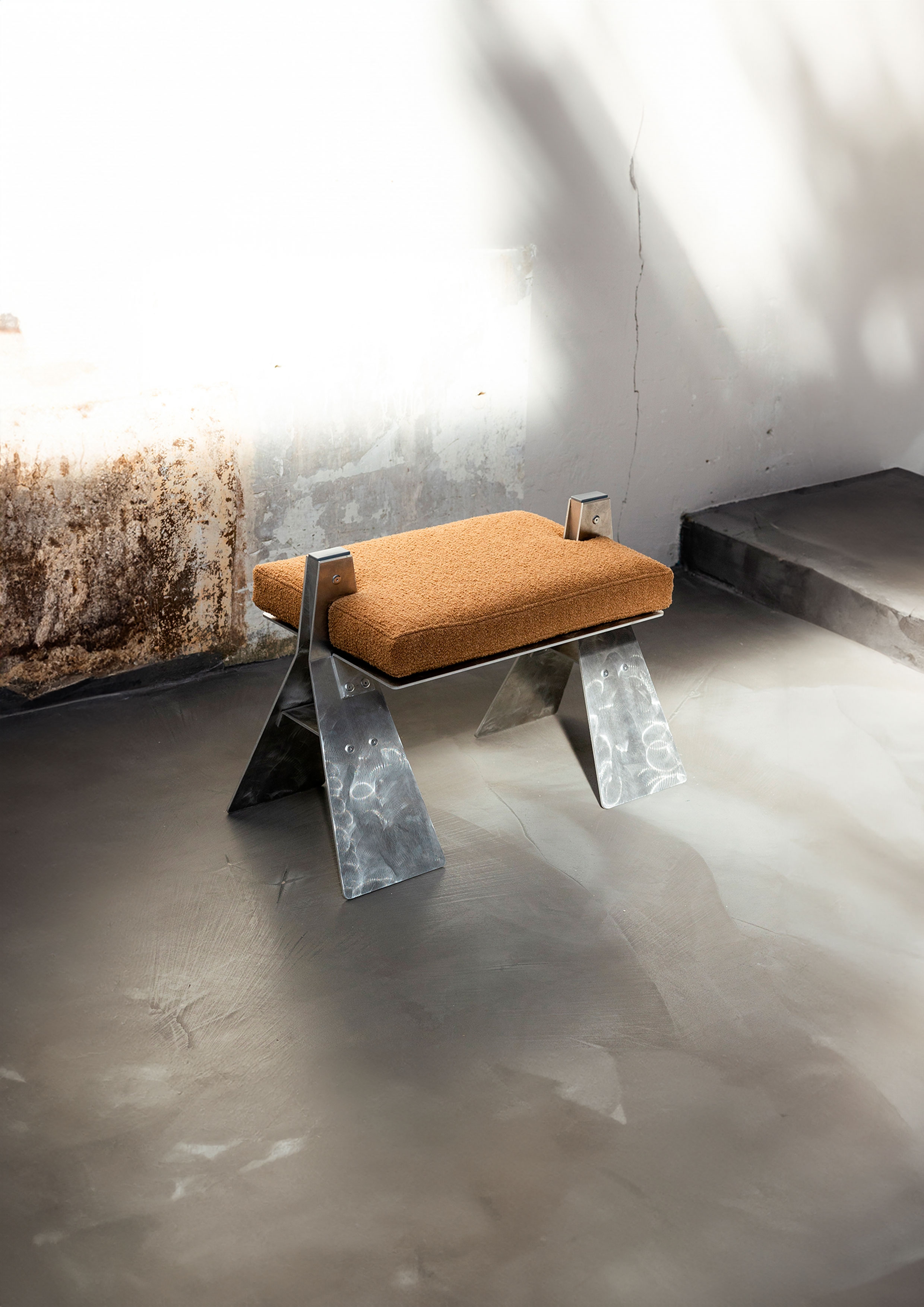 Camel Stool, Tom Ducarouge Collection, Tom Ducarouge 2