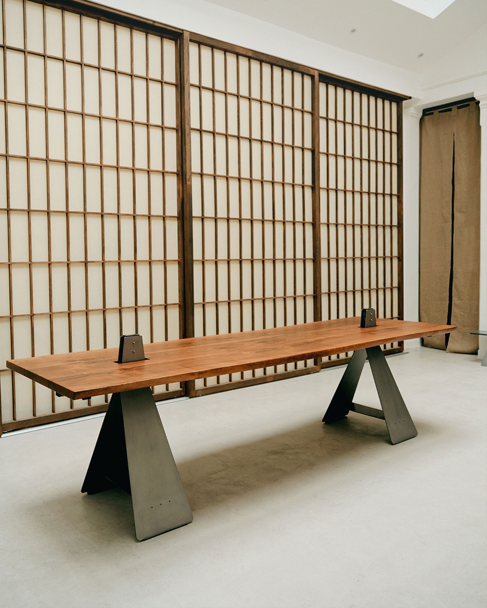 Camel Table, Tom Ducarouge Collection, Tom Ducarouge 05