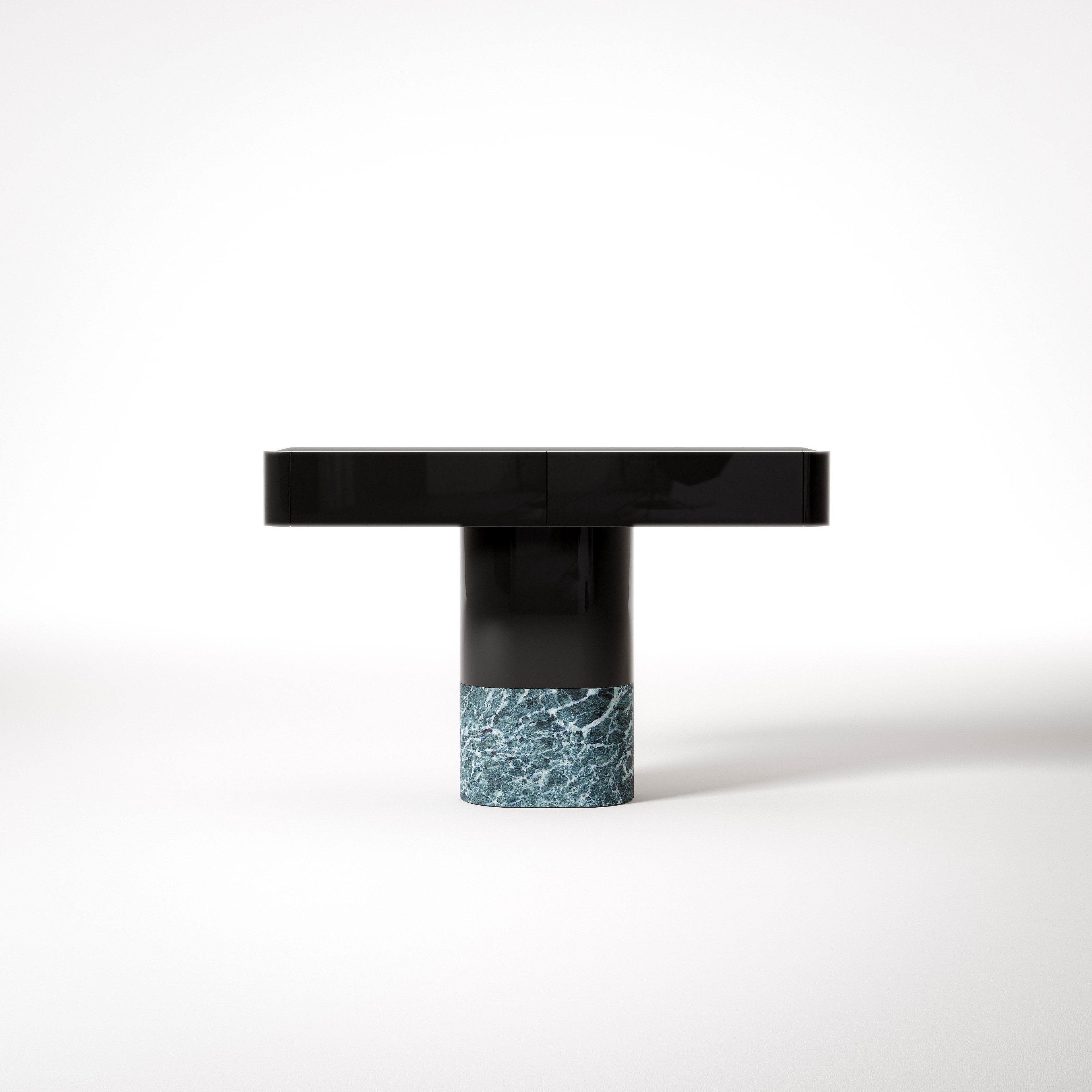 Titano table by Giulio Zizzari – Verde Alpi marble pedestal, black lacquered top, Urano collection