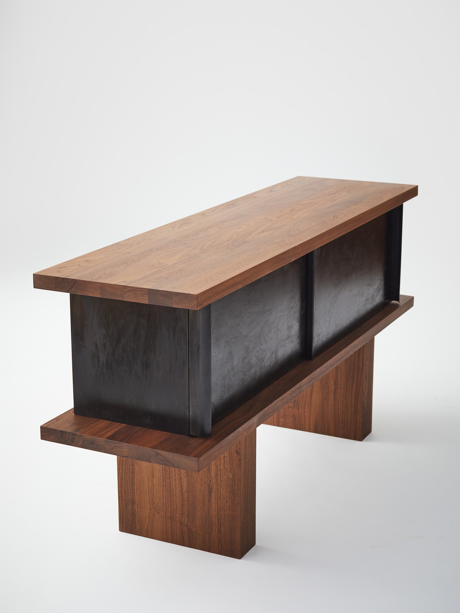Veermakers Collection by Veermakers, made of Wood and Steel, Walnut version, picture 3
